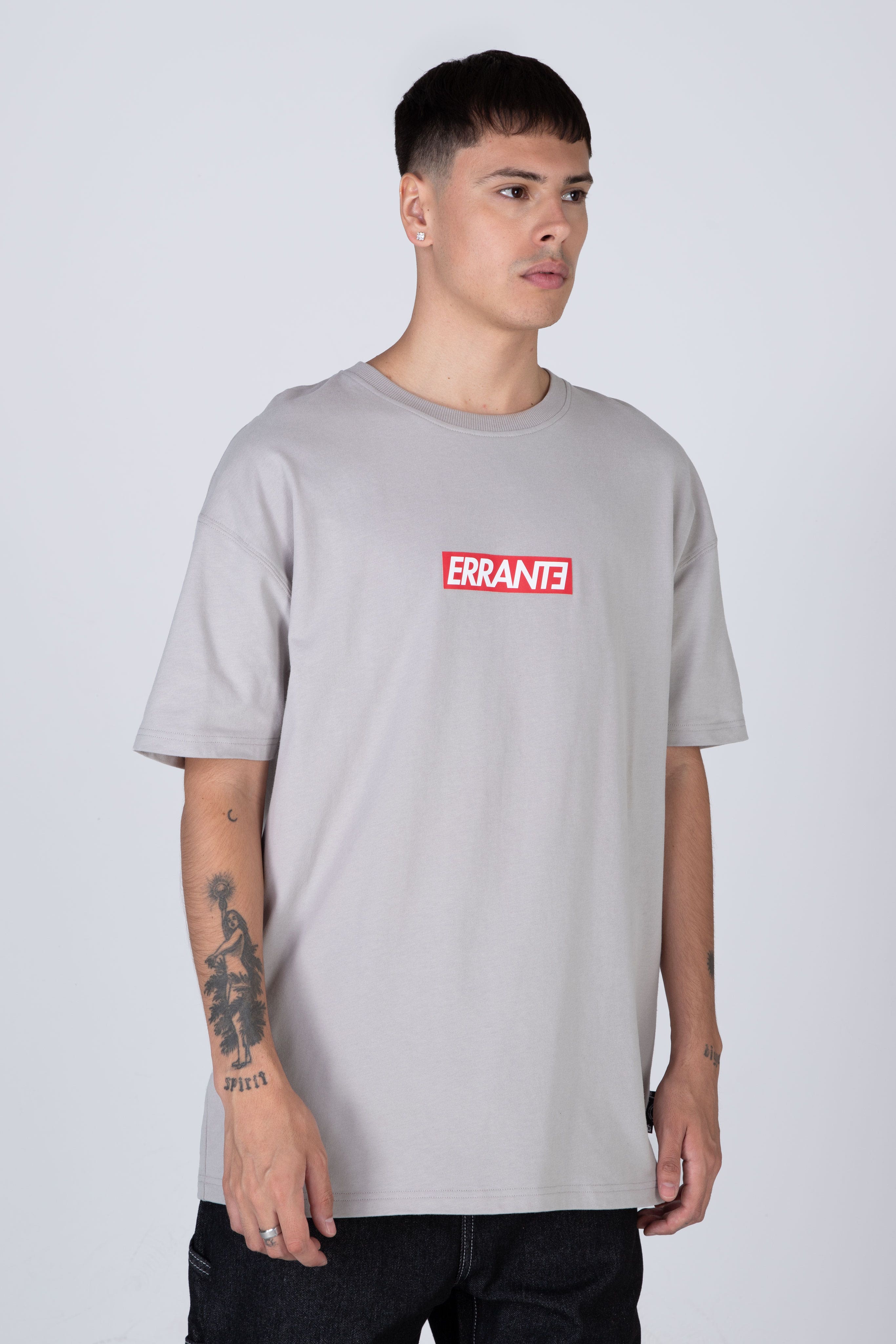 Polera Manga Corta Bare Minimun Gris ERRANTE
