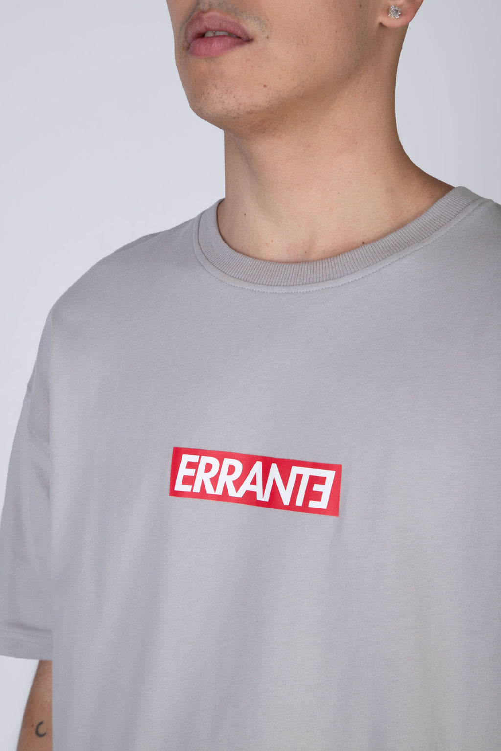 Polera Manga Corta Bare Minimun Gris ERRANTE