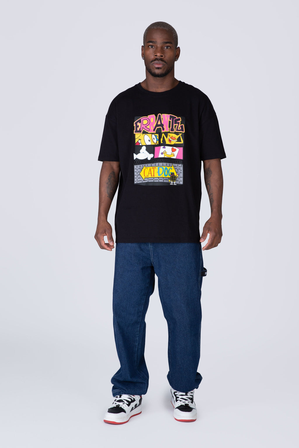 Polera Manga Corta Catdog Comic Negro ERRANTE