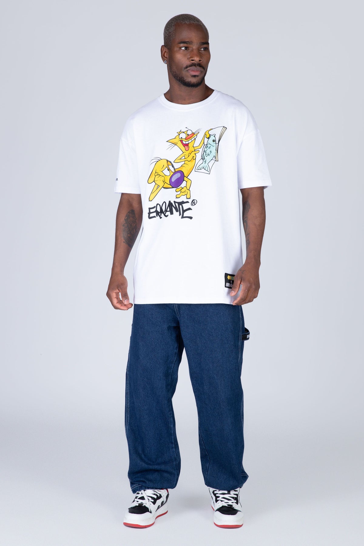 Polera Manga Corta Catdog Magazine Blanco ERRANTE
