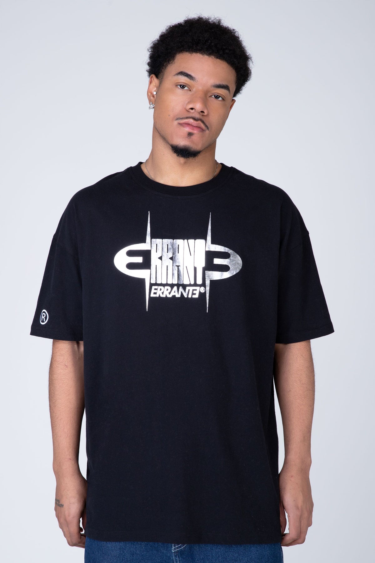 Polera Manga Corta Silvers Negro ERRANTE
