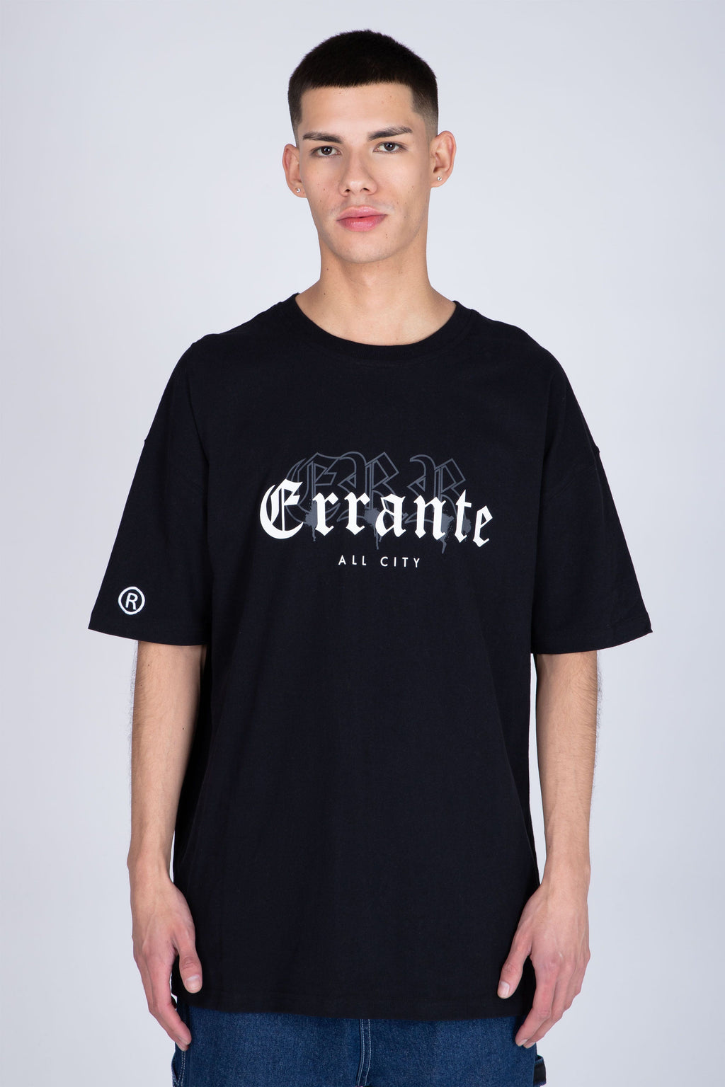 Polera Manga Corta Snaps Negro ERRANTE
