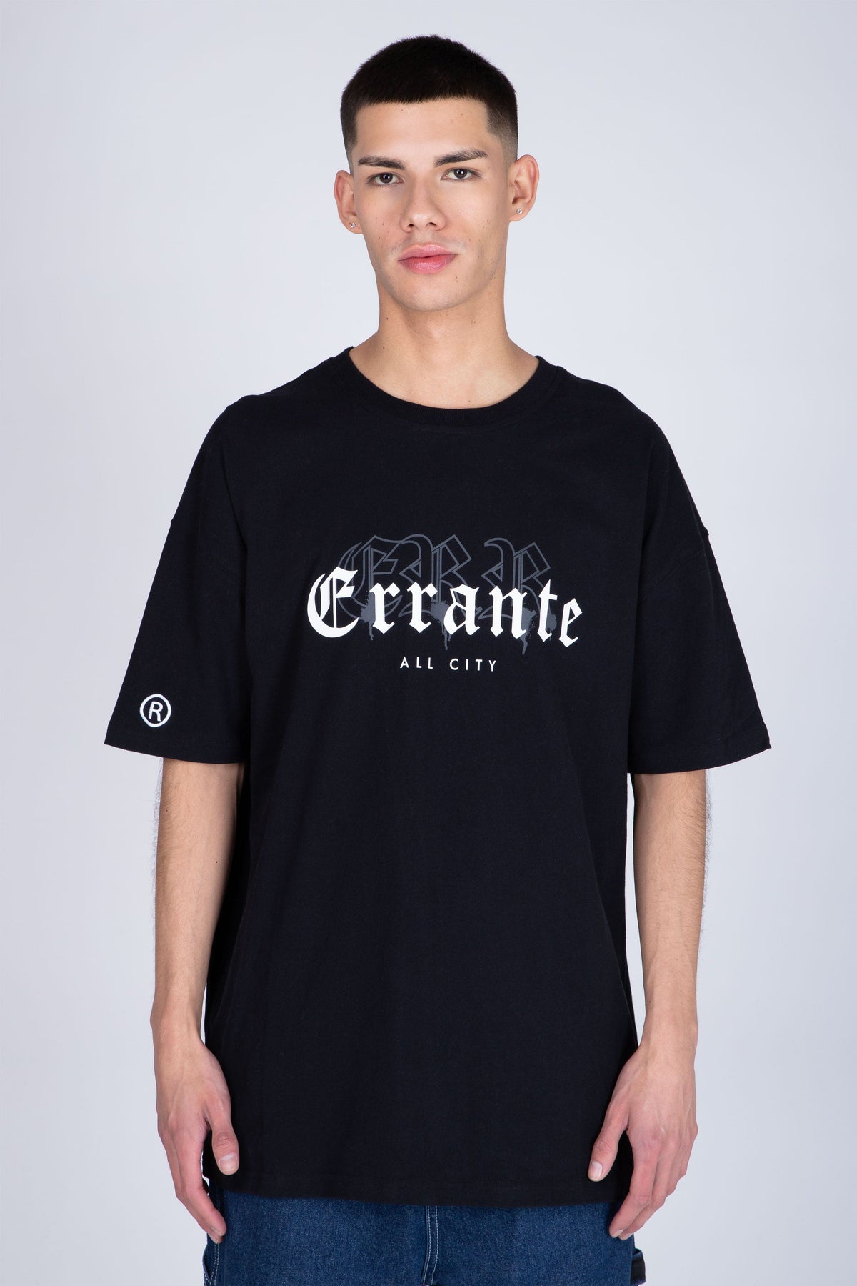 Polera Manga Corta Snaps Negro ERRANTE