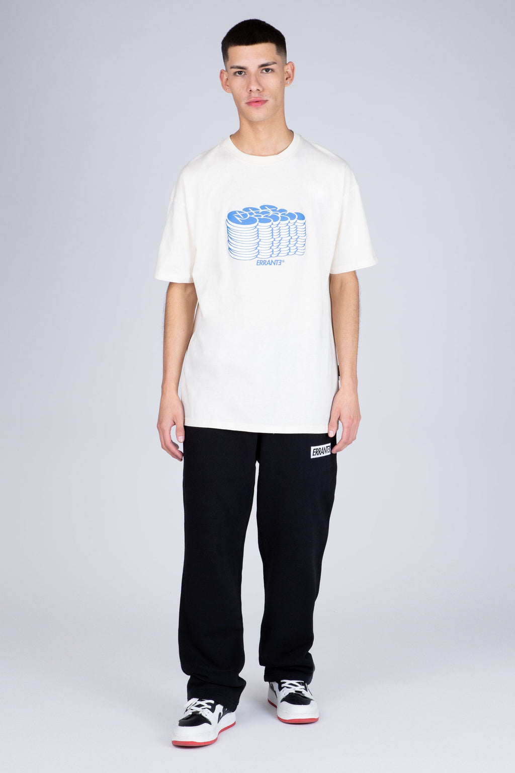 Jogger Regular Box Negro ERRANTE