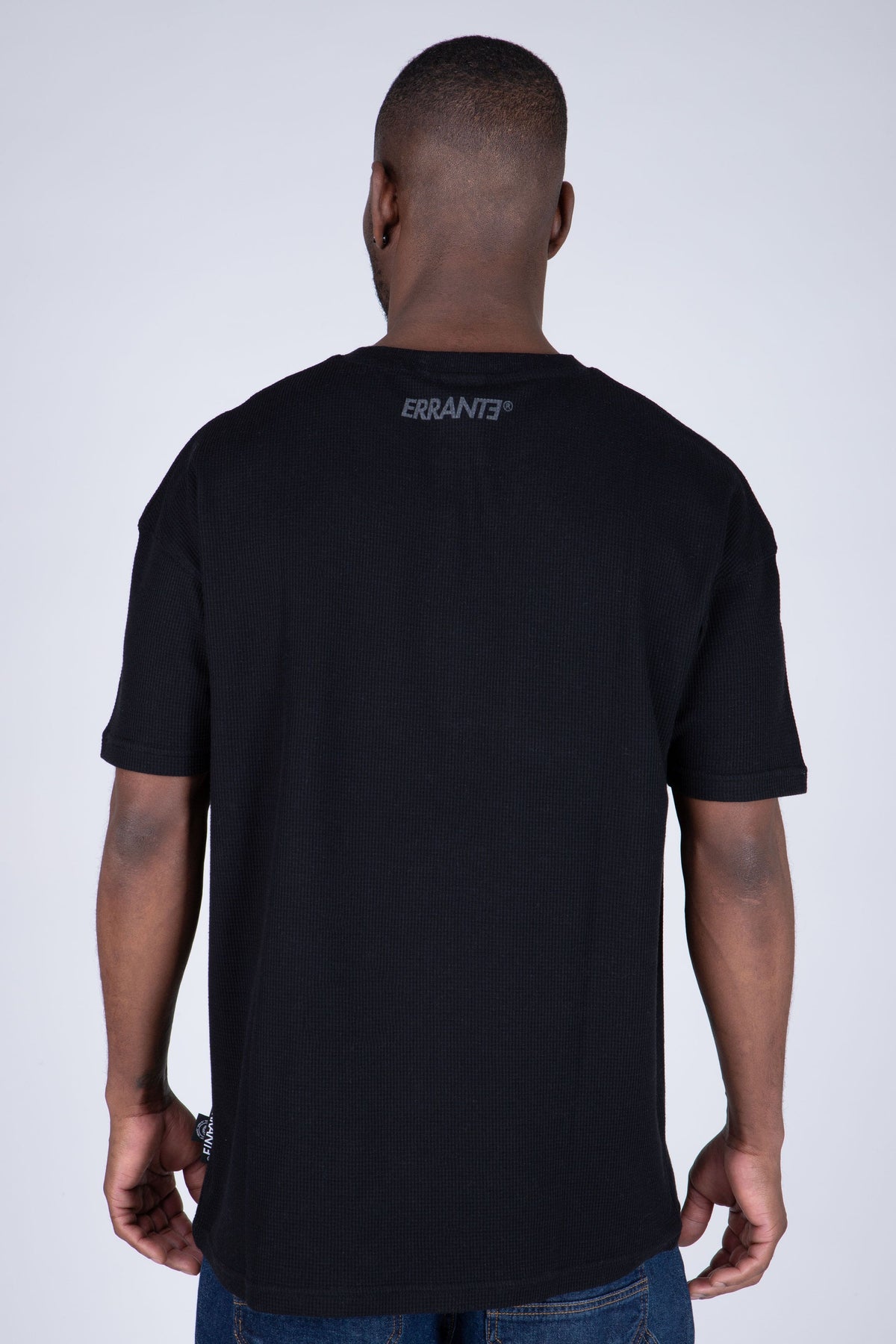 Polera M/C Eventually Negro ERRANTE