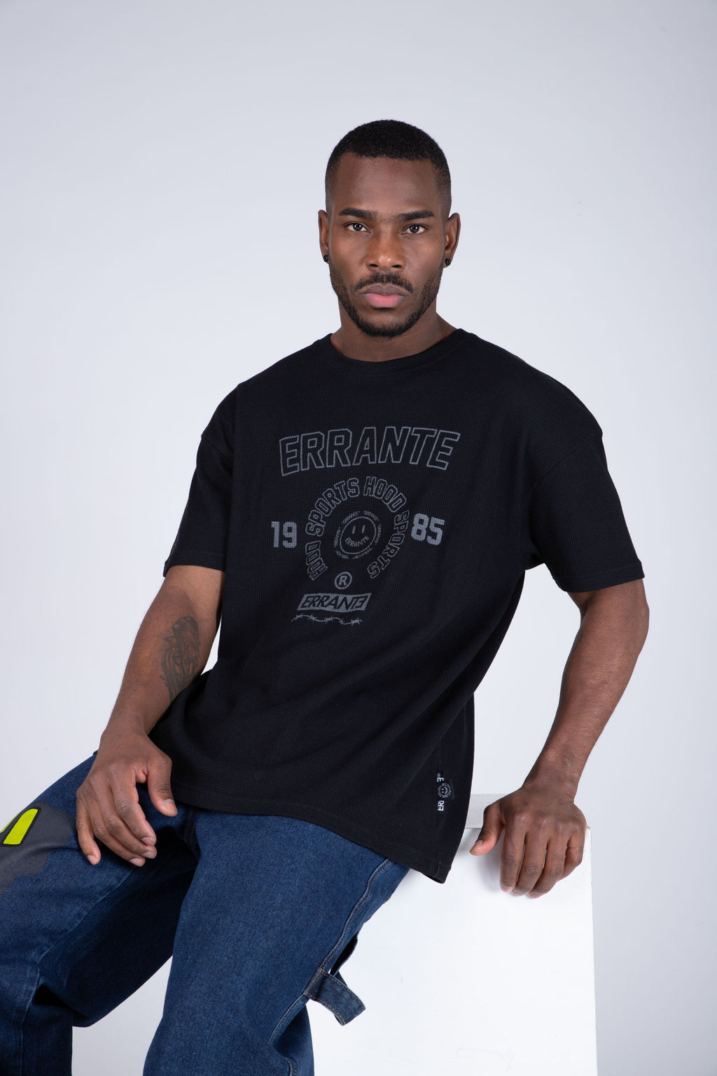 Polera M/C Eventually Negro ERRANTE