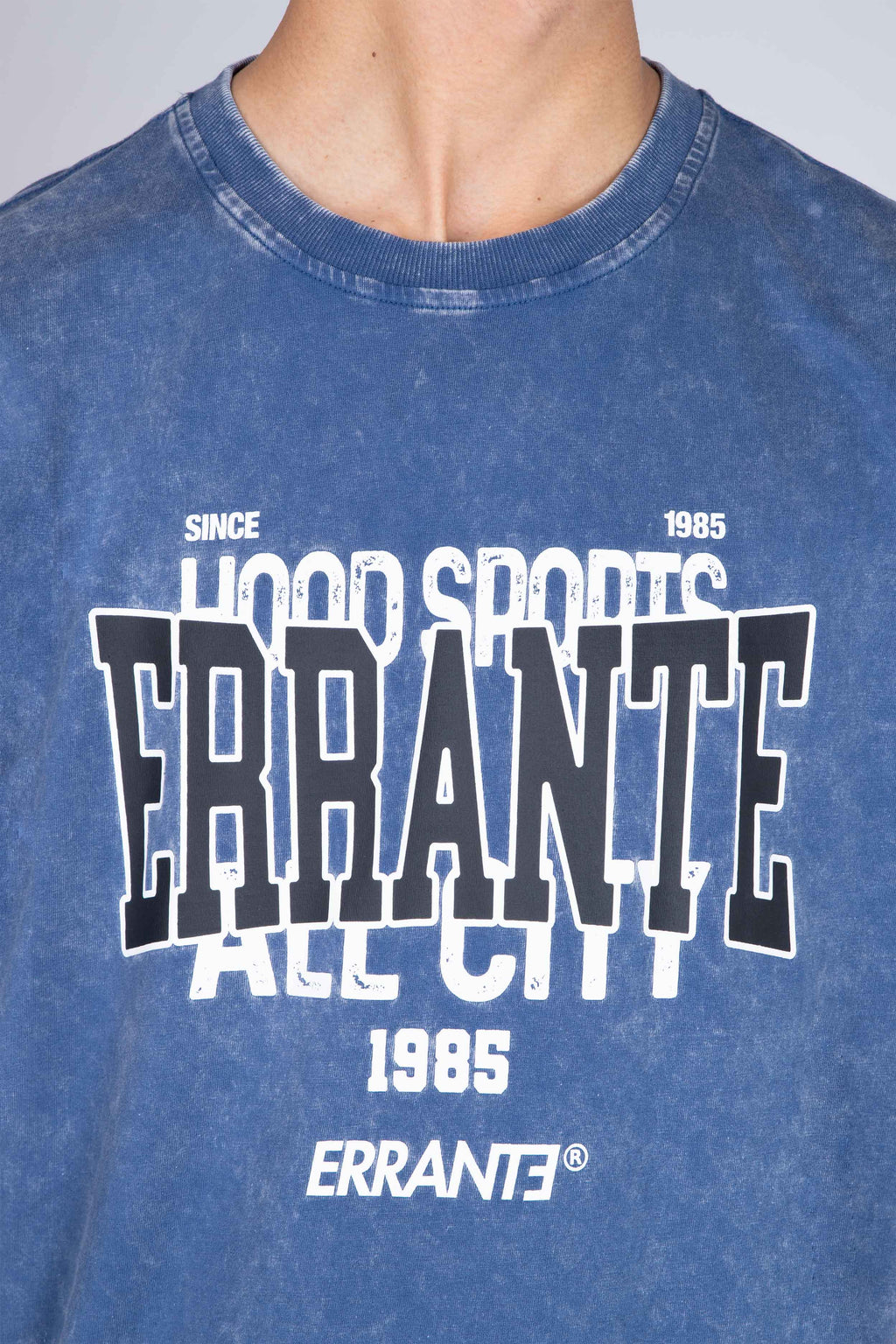 Polera Manga Corta Out Of Stock Azul ERRANTE