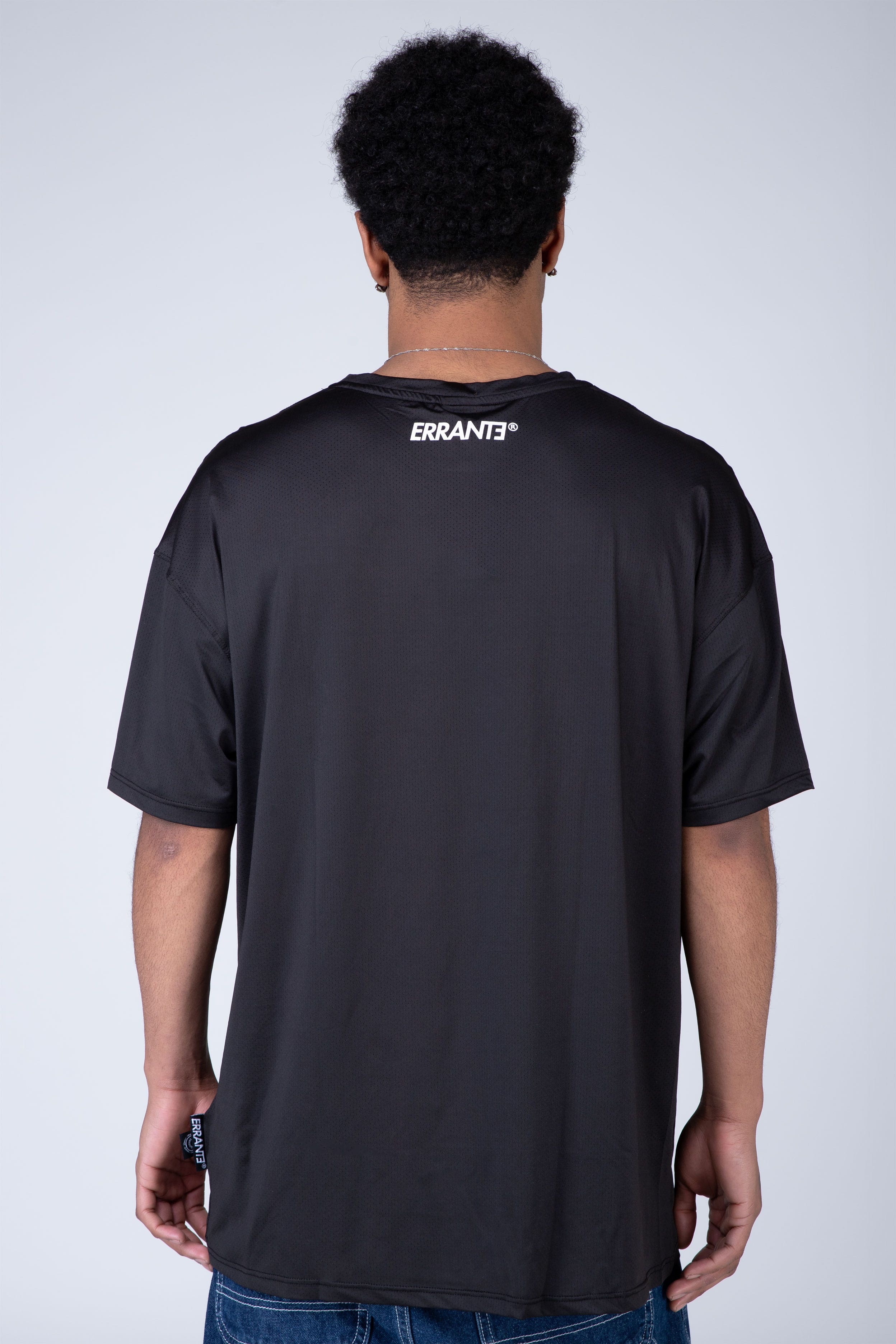 Polera Manga Corta Box Mesh Negro ERRANTE