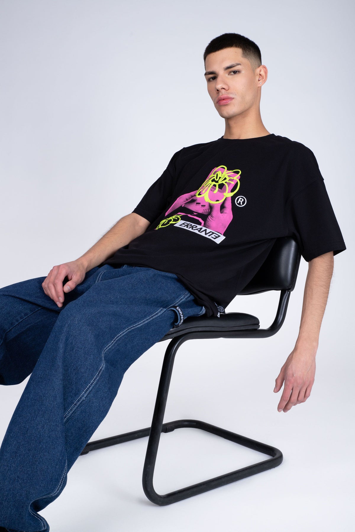 Polera Manga Corta Game On Negro ERRANTE