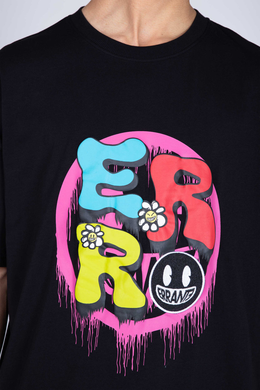 Polera Manga Corta Restless Negro ERRANTE