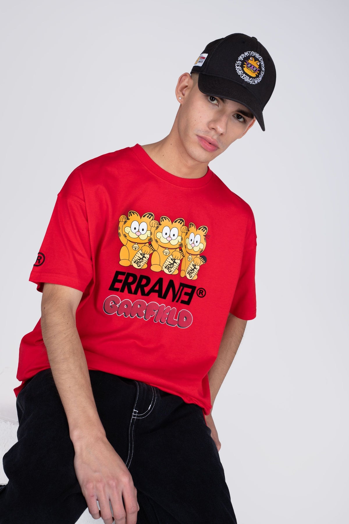 Polera Manga Corta Garfield Fortune Rojo ERRANTE