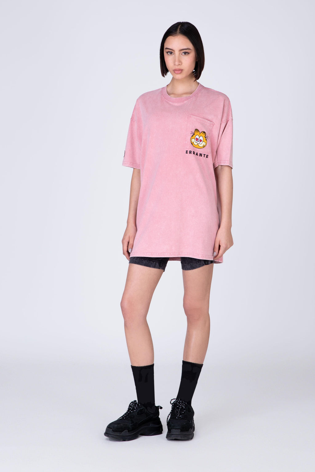Polera Manga Corta Garfield Sugar Rosado ERRANTE
