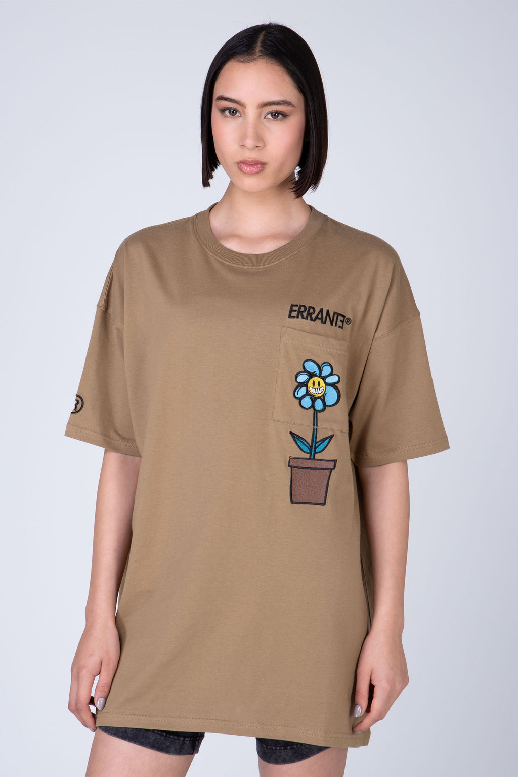 Polera Manga Corta Garfield Flourish Beige ERRANTE
