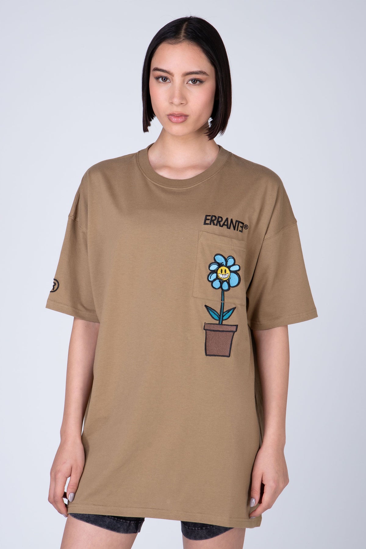 Polera Manga Corta Garfield Flourish Beige ERRANTE