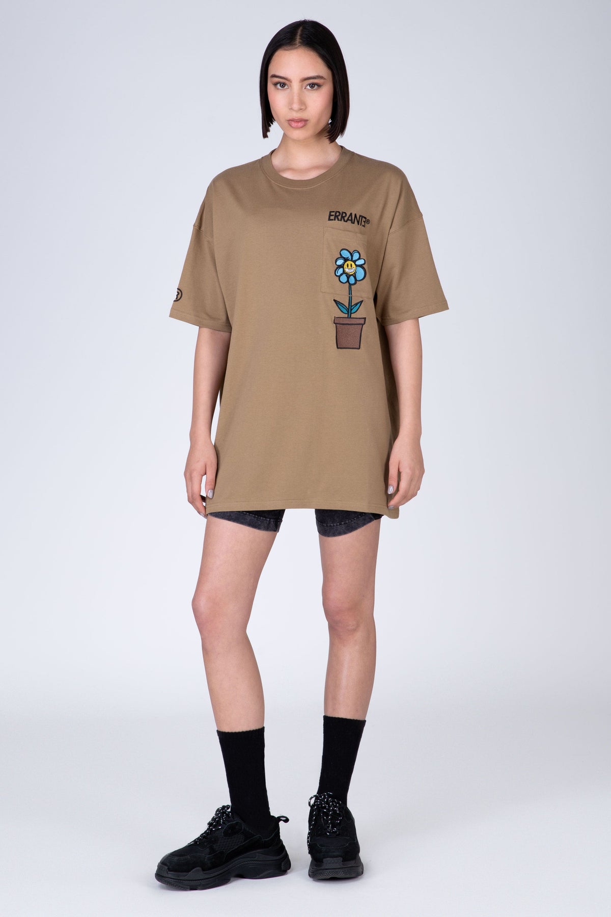 Polera Manga Corta Garfield Flourish Beige ERRANTE