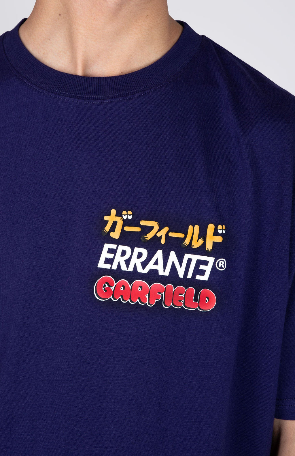 Polera Manga Corta Garfield Doodles Tower Morado ERRANTE