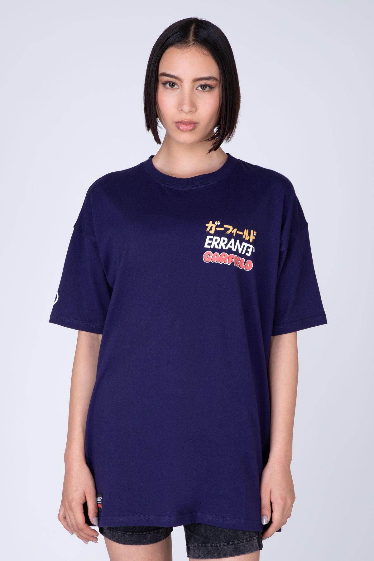 Polera Manga Corta Garfield Doodles Tower Morado ERRANTE