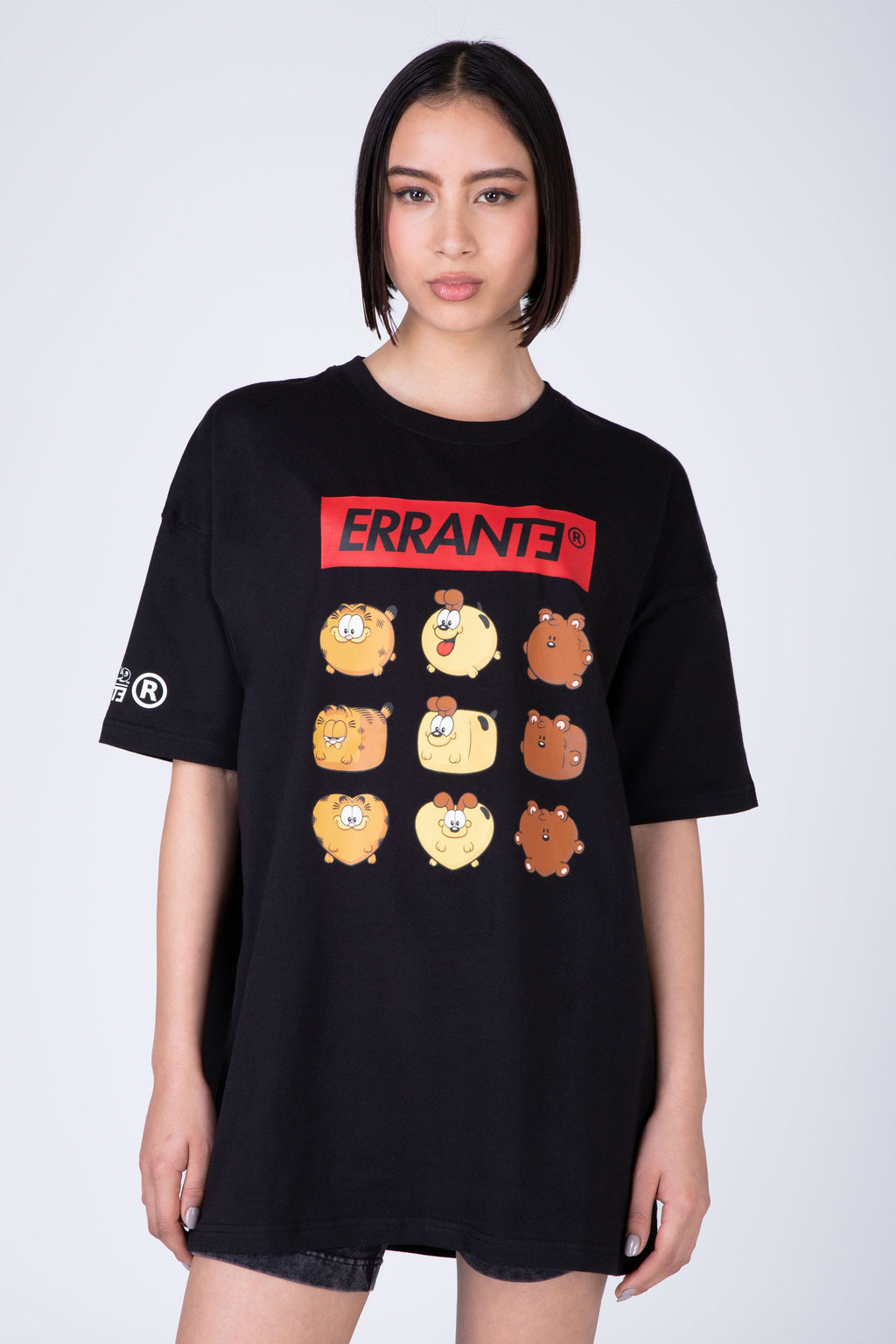 Polera Manga Corta Garfield Stuffed Negro ERRANTE