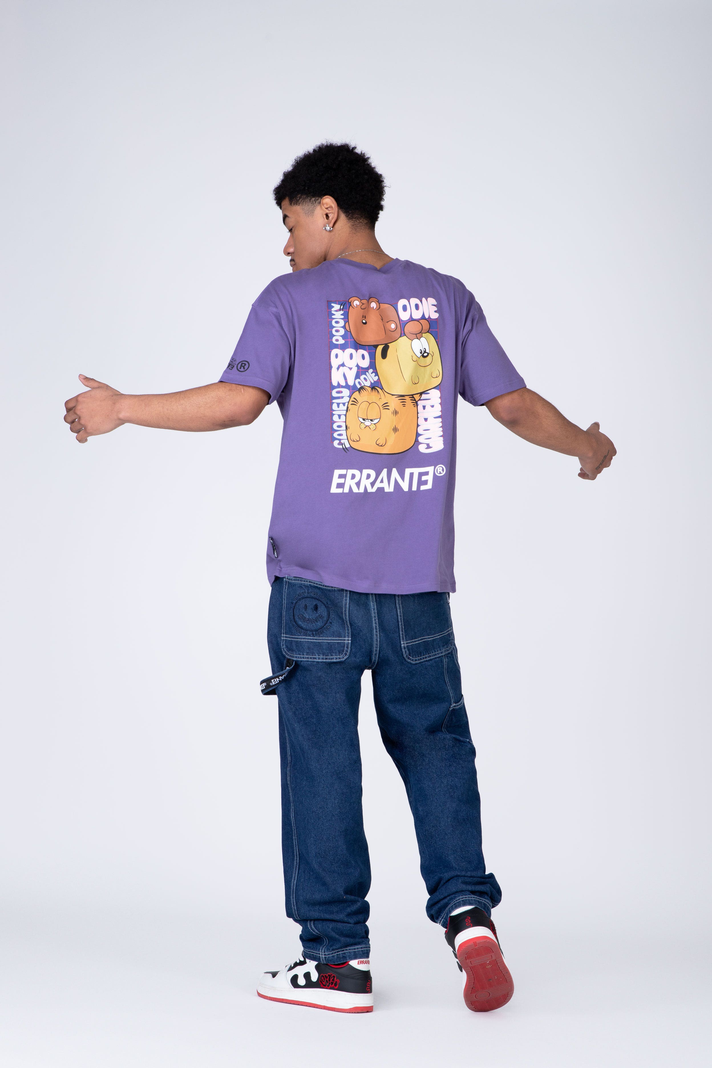 Polera Manga Corta Garfield Cute&Cuddly Morado ERRANTE