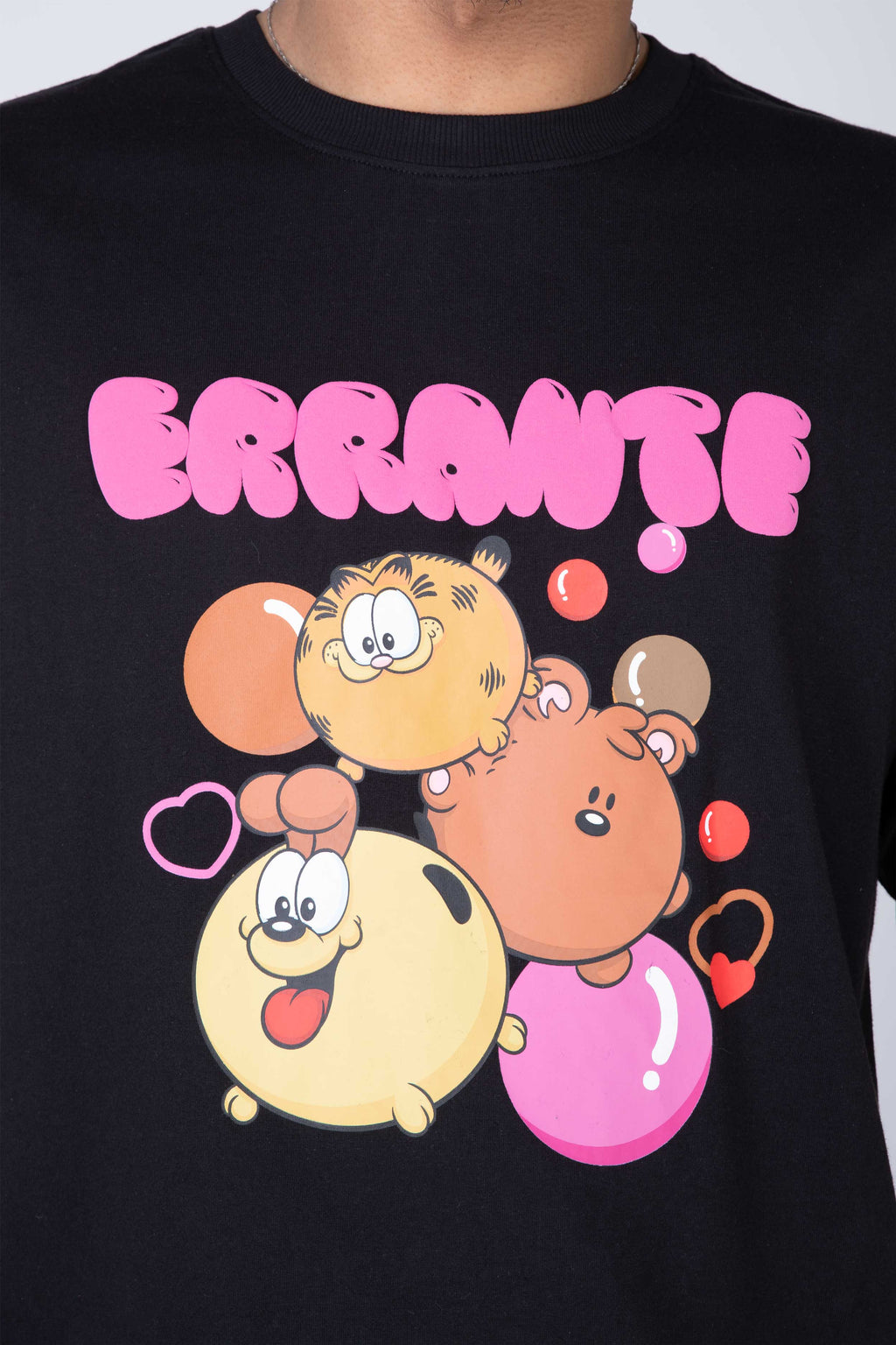 Polera Manga Corta Garfield Positivity Negro ERRANTE