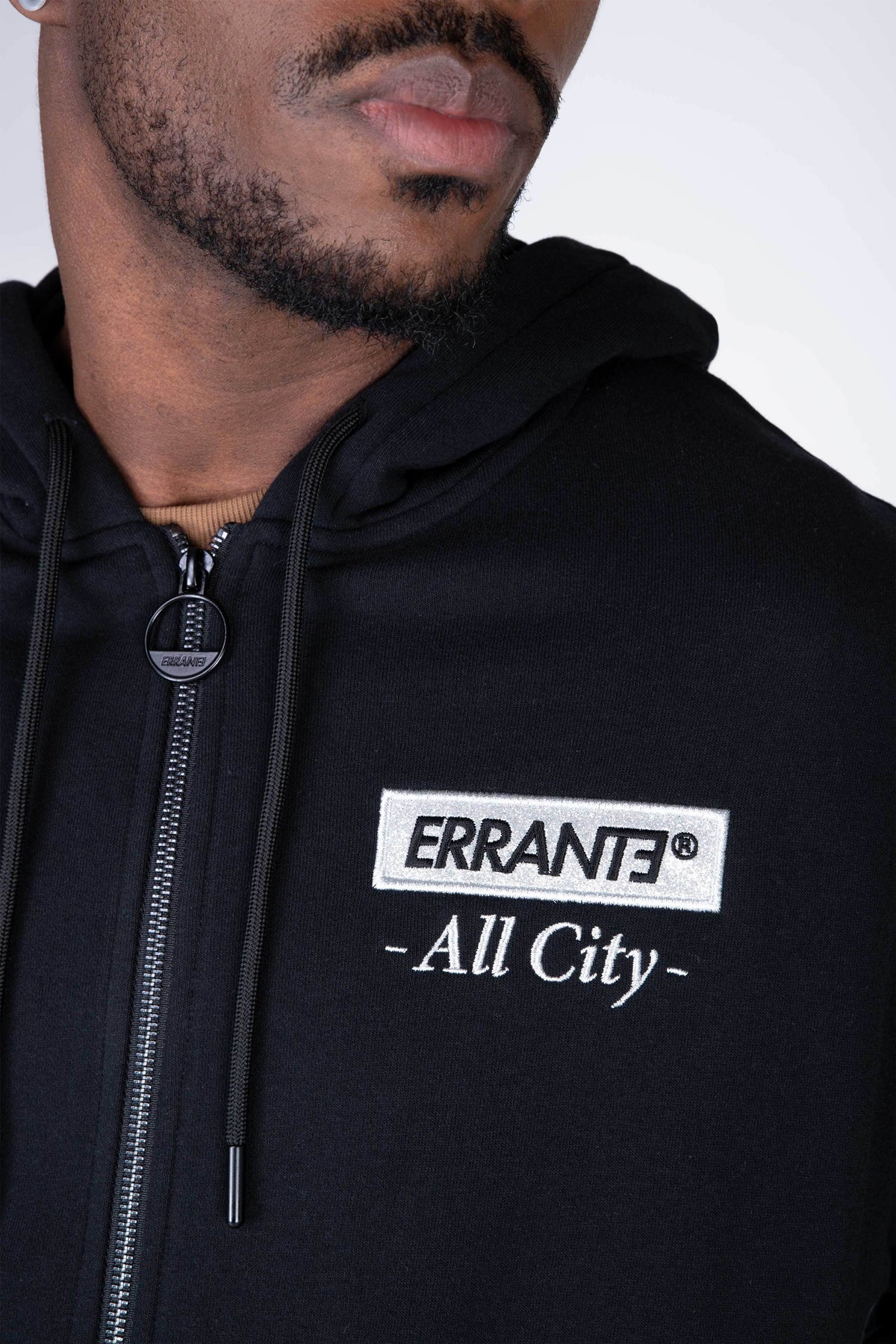 Poleron Zip Popcorn Negro ERRANTE