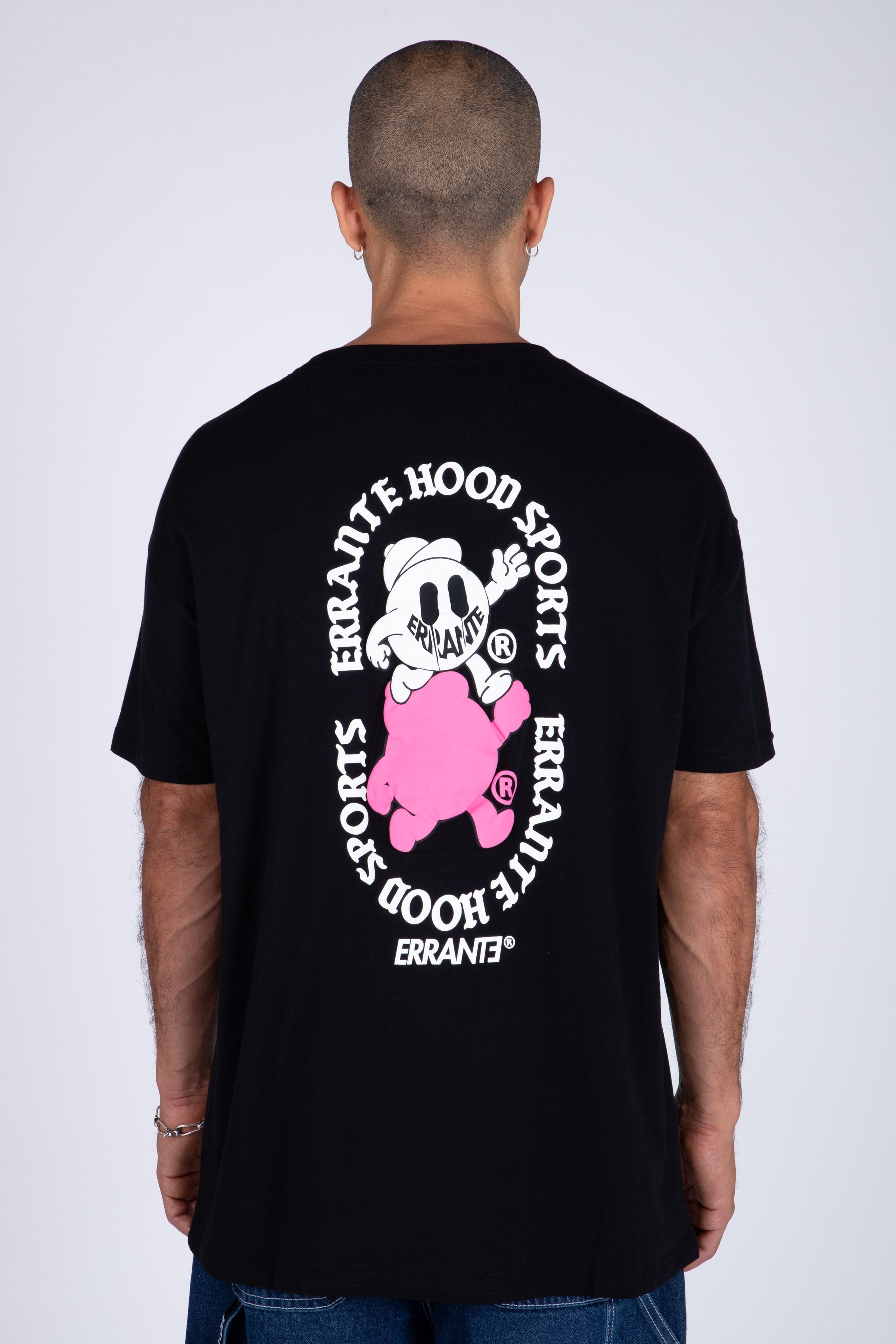 Polera Manga Corta Arch Negro ERRANTE