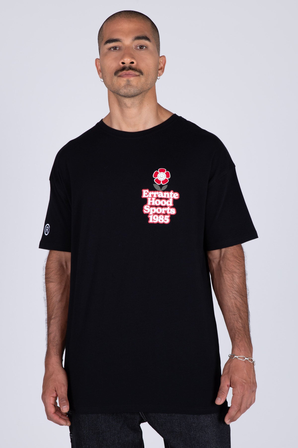 Polera Manga Corta Flow Negro ERRANTE