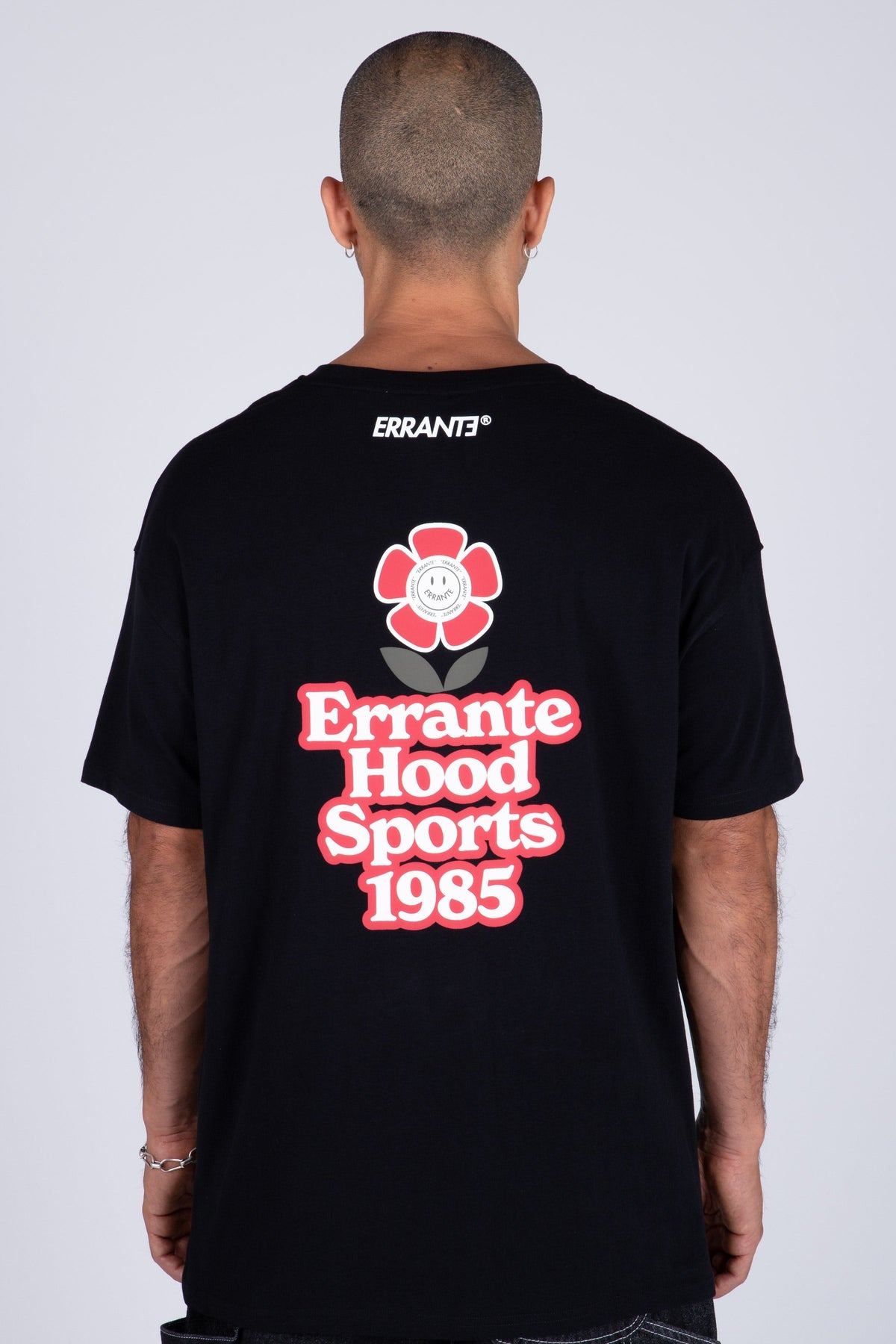 Polera Manga Corta Flow Negro ERRANTE