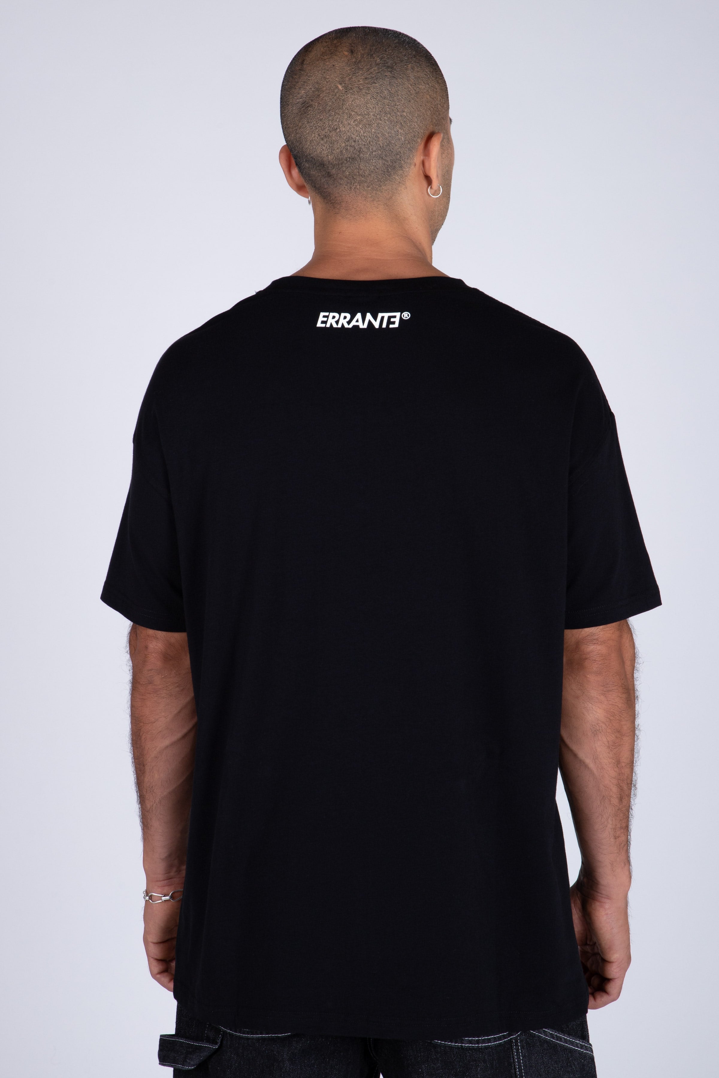 Polera Manga Corta Paraiso Negro ERRANTE