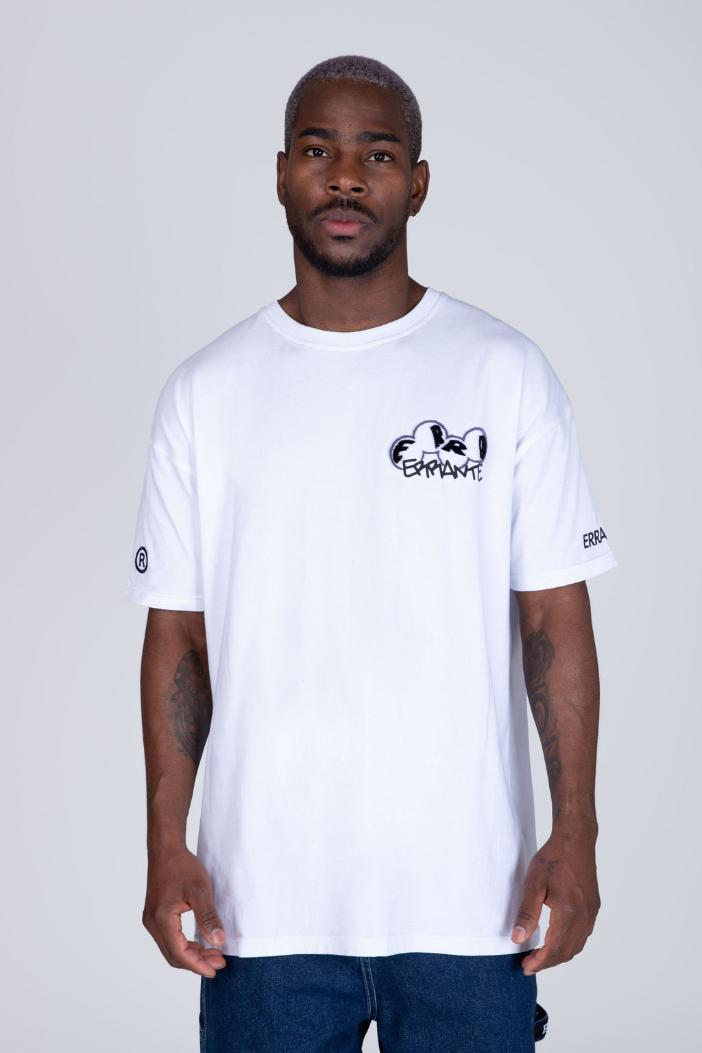Polera Manga Corta Play Blanco ERRANTE
