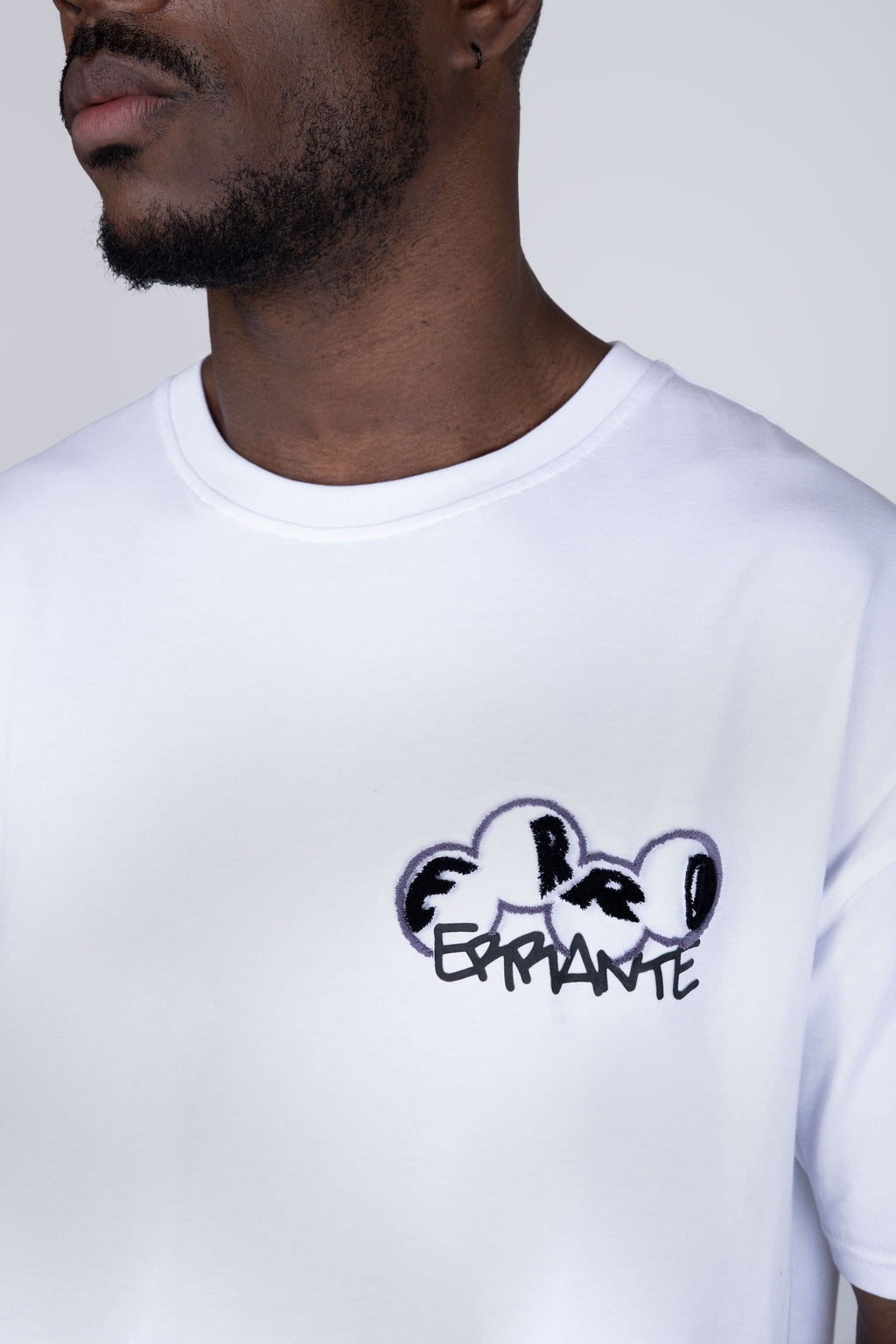 Polera Manga Corta Play Blanco ERRANTE