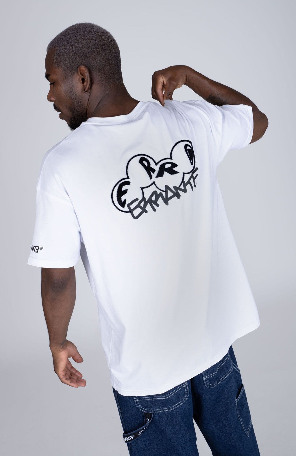 Polera Manga Corta Play Blanco ERRANTE