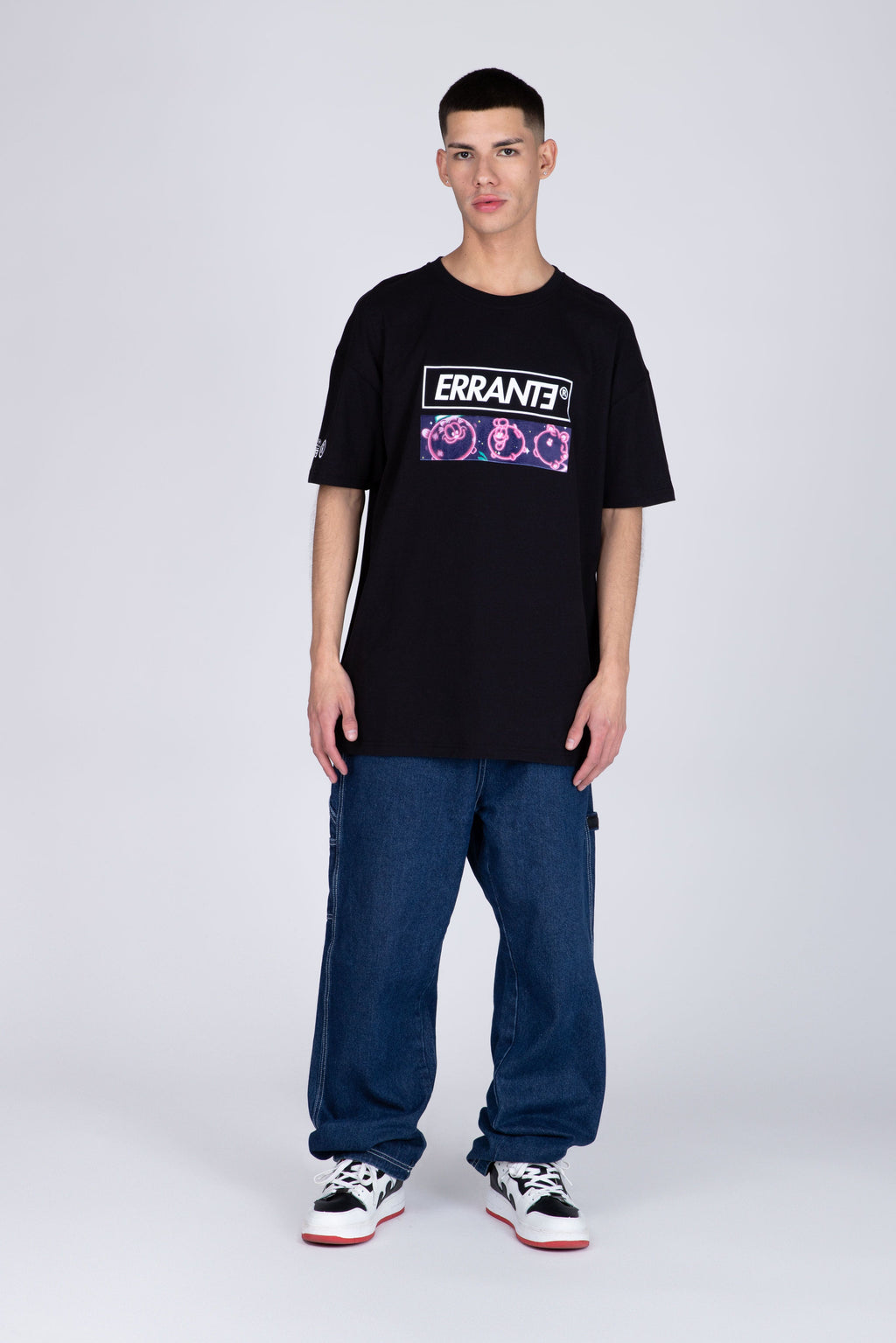 Polera Manga Corta Garfield Boxywaii Negro ERRANTE