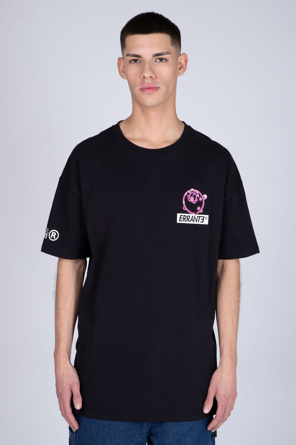 Polera Manga Corta Garfield Shadows Negro ERRANTE
