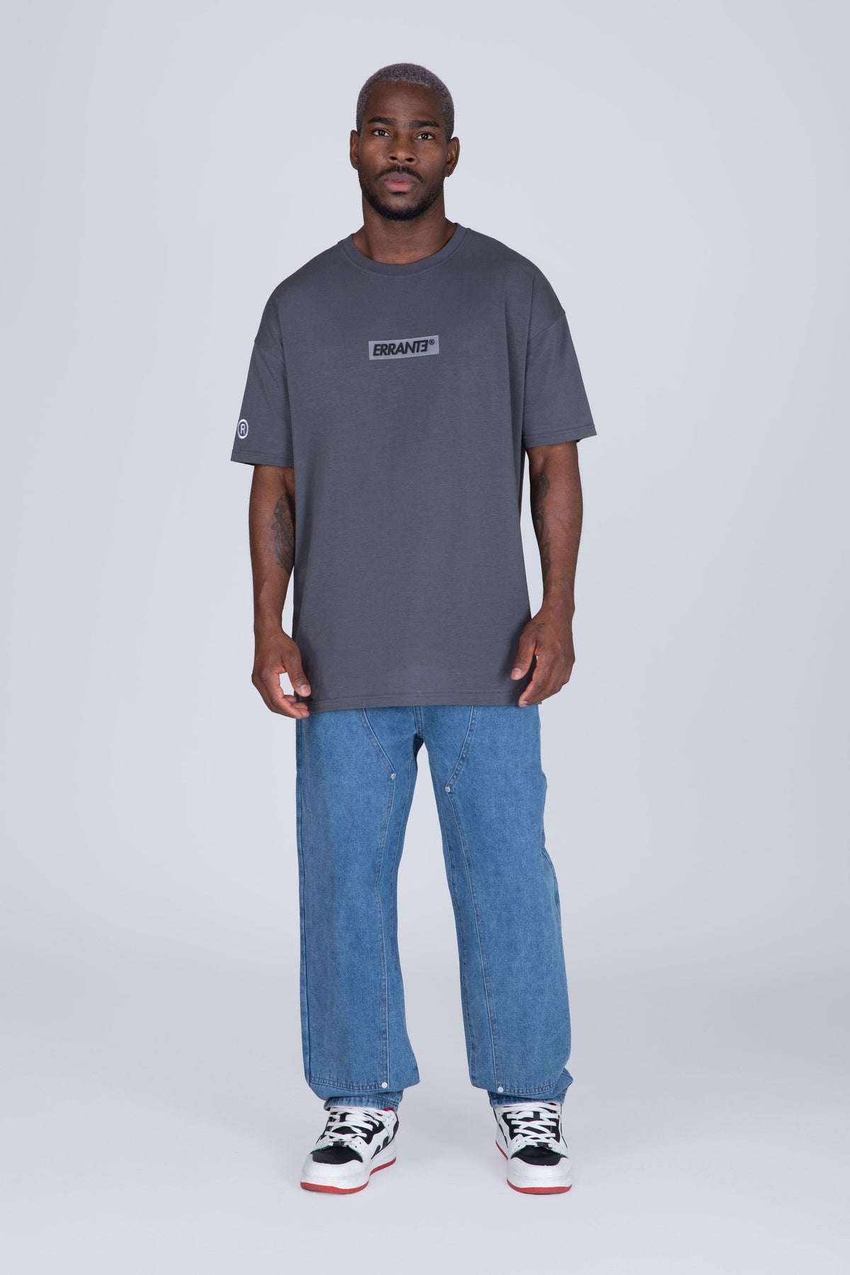 Polera Manga Corta Bare Gris ERRANTE