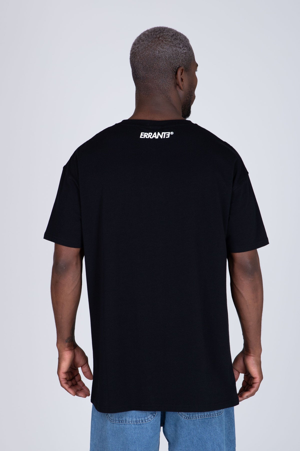 Polera Manga Corta Bare Negro ERRANTE