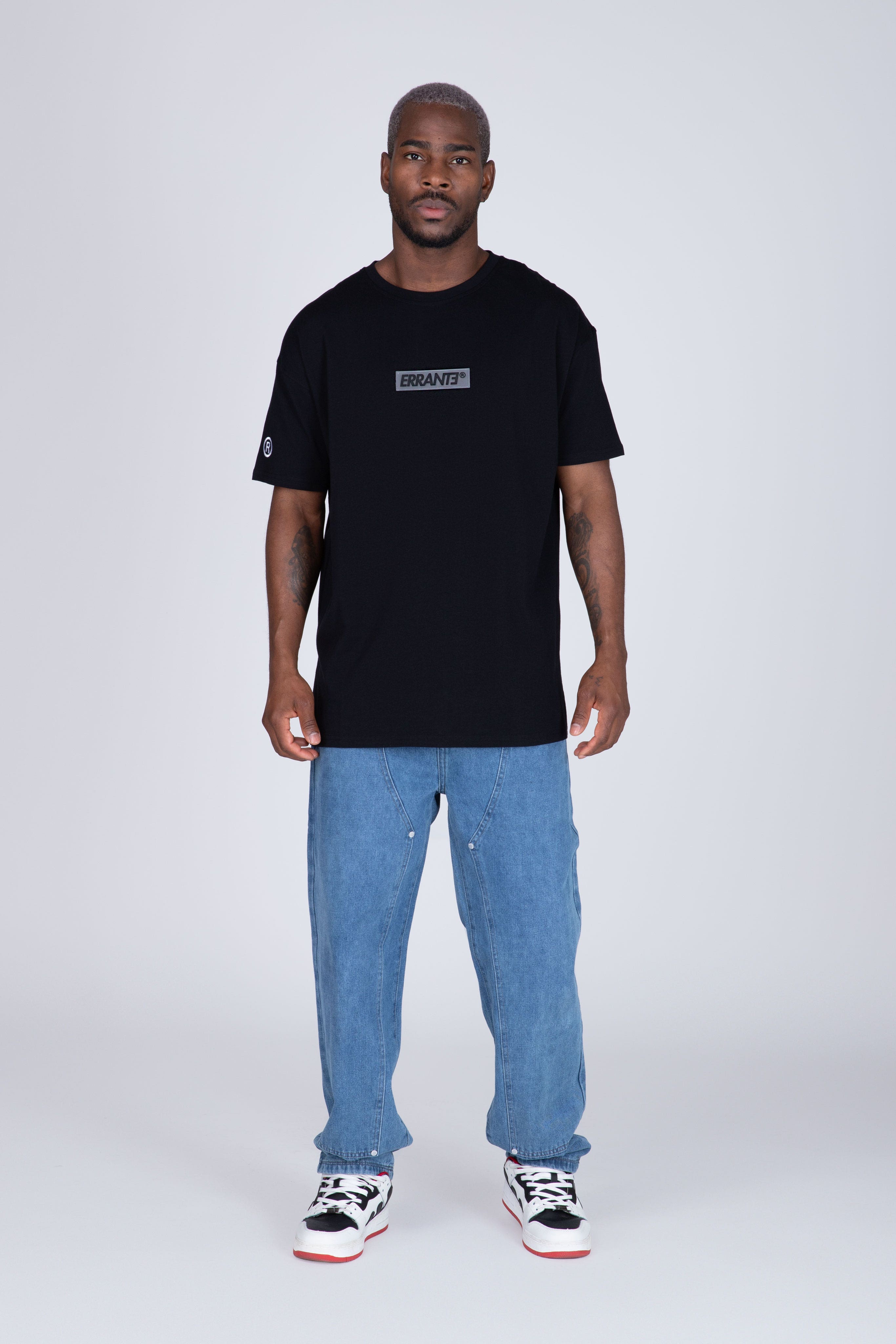 Polera Manga Corta Bare Negro ERRANTE