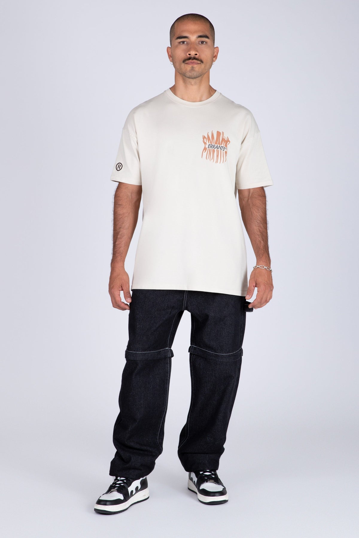 Polera Manga Corta Board Beige ERRANTE