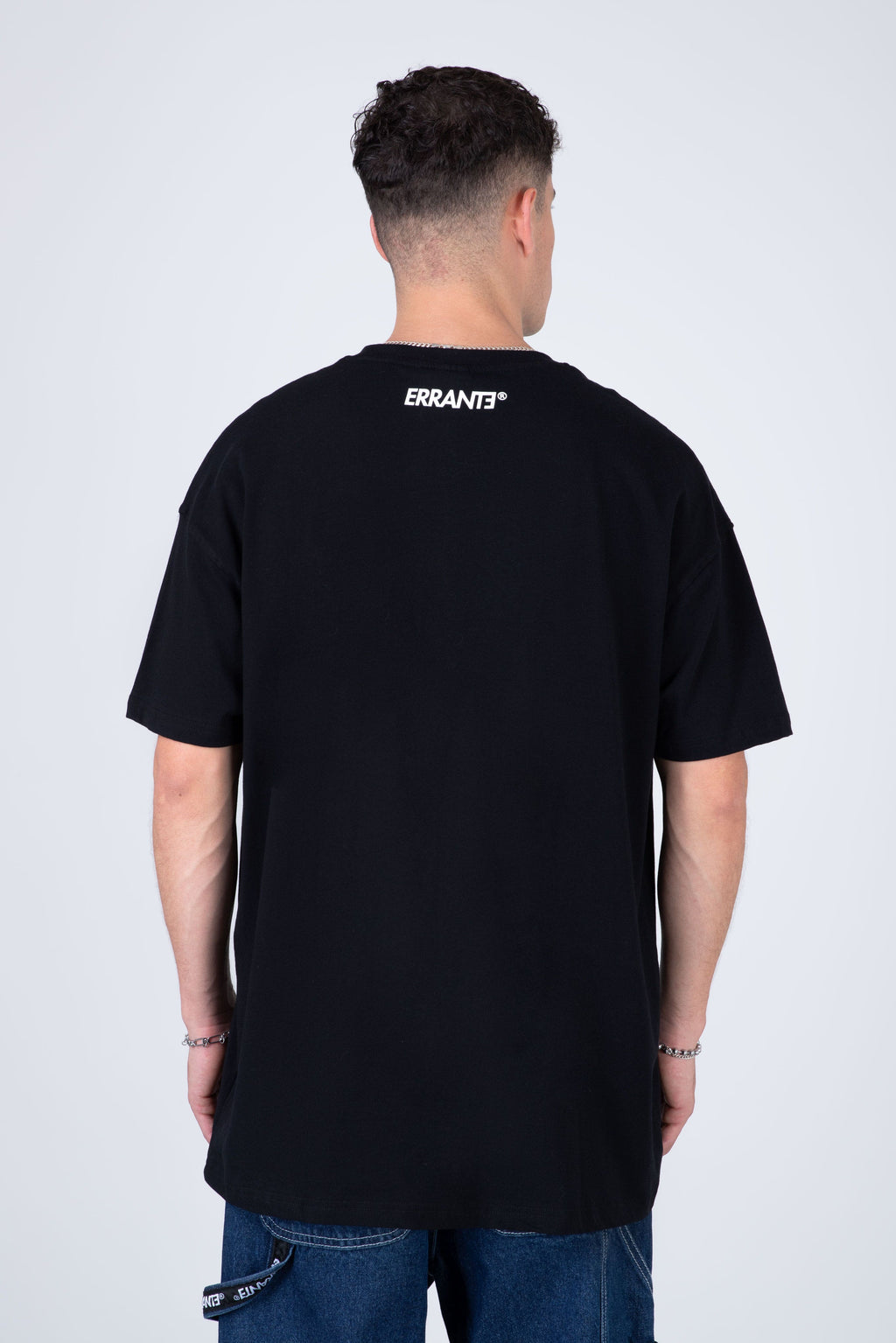 Polera Manga Corta Nautas Negro ERRANTE