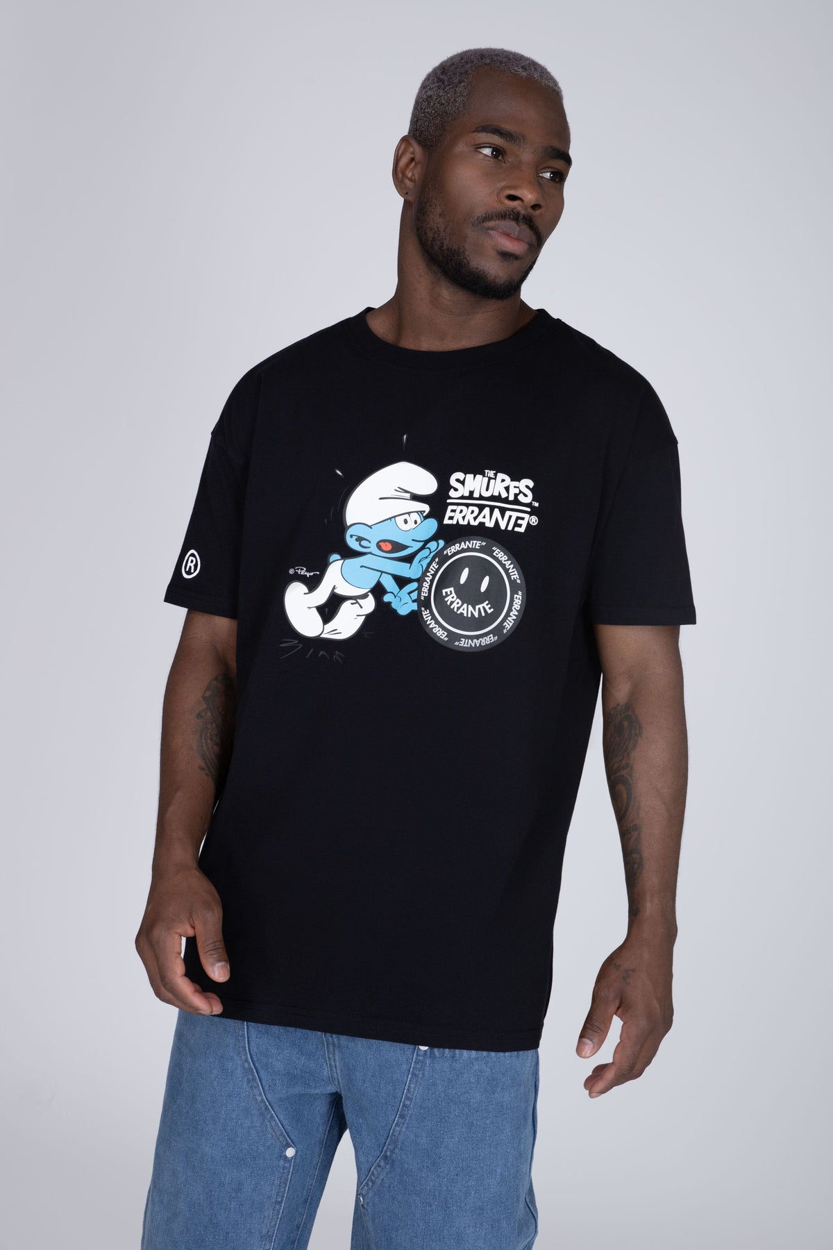 Polera Manga Corta Pitufos Smurfsrrante Negro ERRANTE