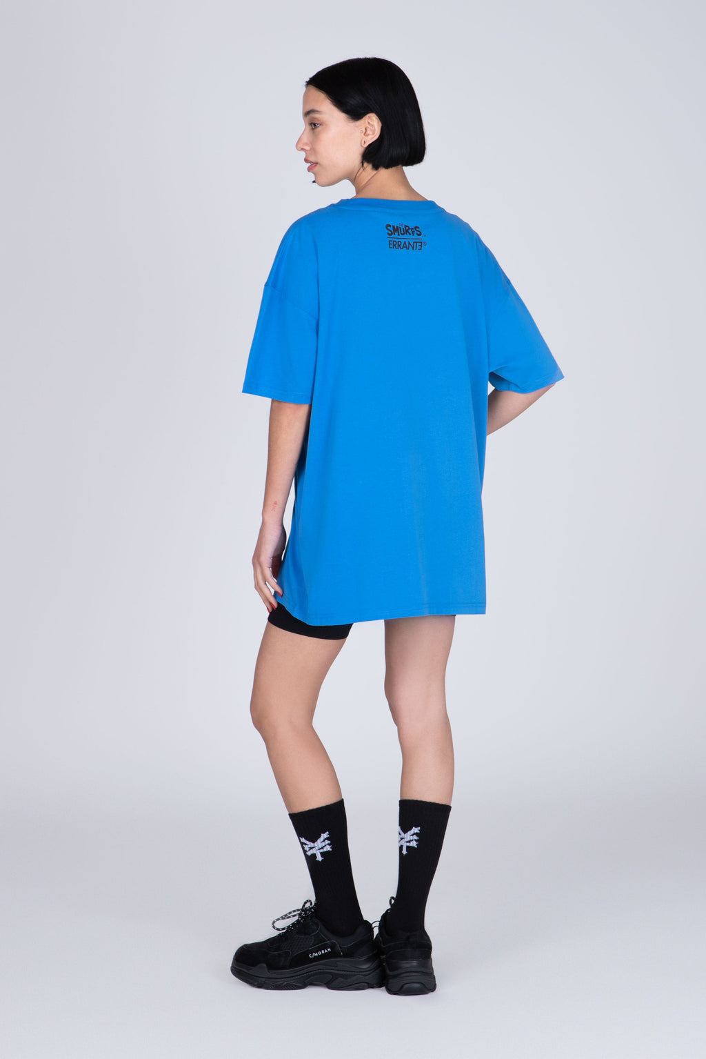 Polera Manga Corta Pitufos Village Azul ERRANTE