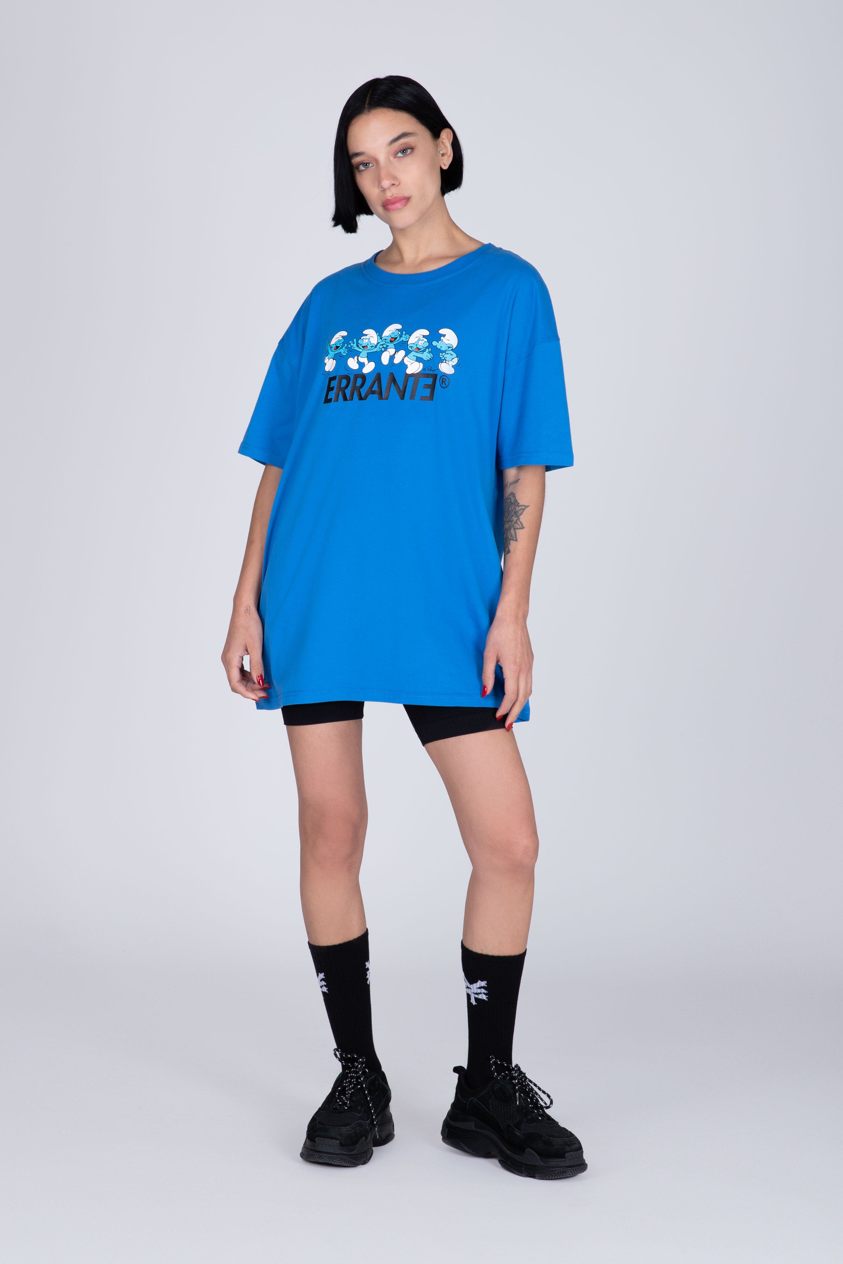 Polera Manga Corta Pitufos Village Azul ERRANTE