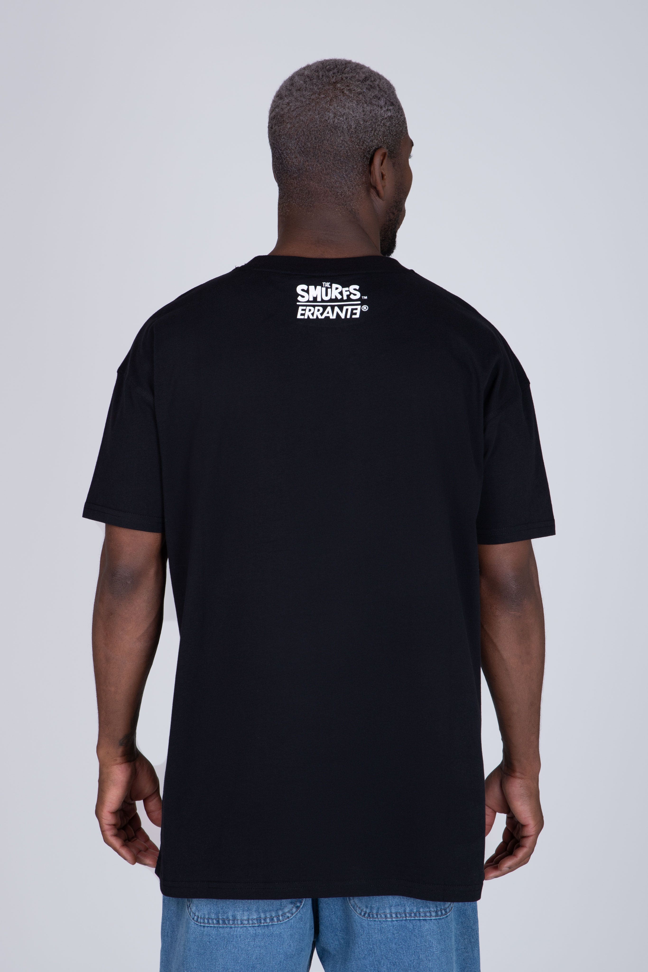 Polera Manga Corta Pitufos Village Negro ERRANTE