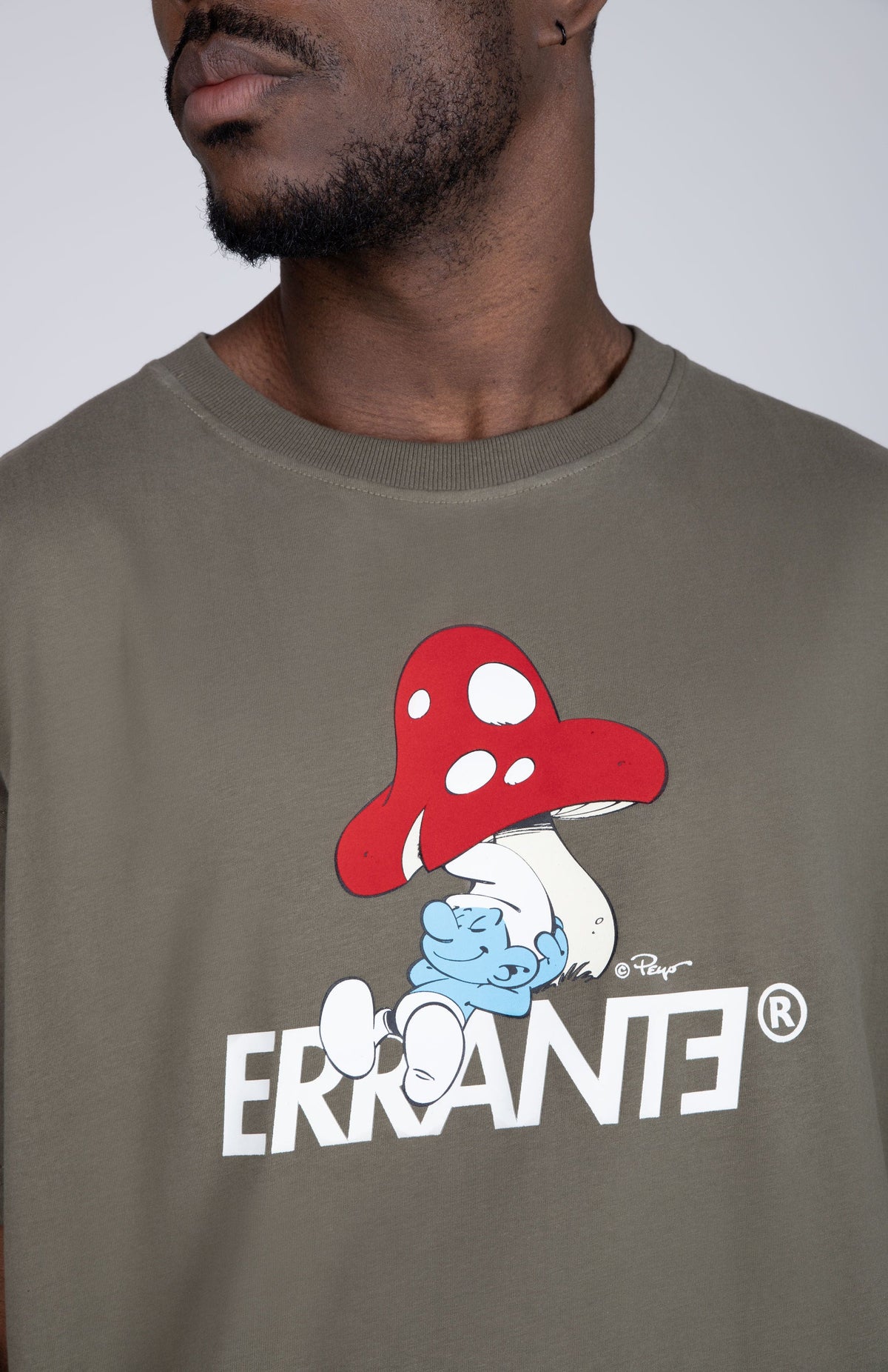 Polera Manga Corta Pitufos Mushroom Verde ERRANTE