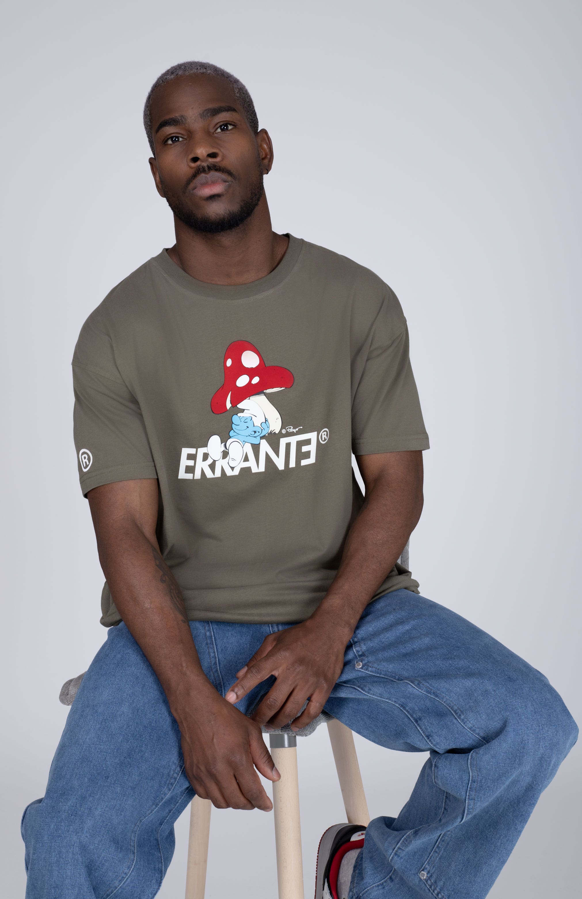 Polera Manga Corta Pitufos Mushroom Verde ERRANTE