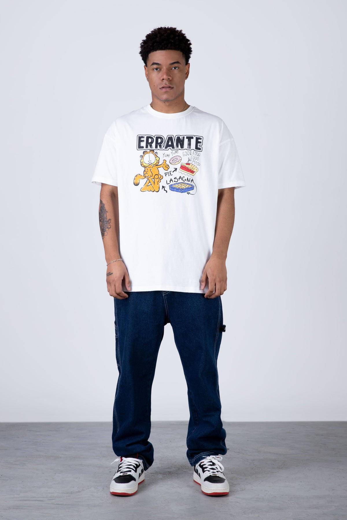 Polera Manga Corta Garfield Spread Beige ERRANTE