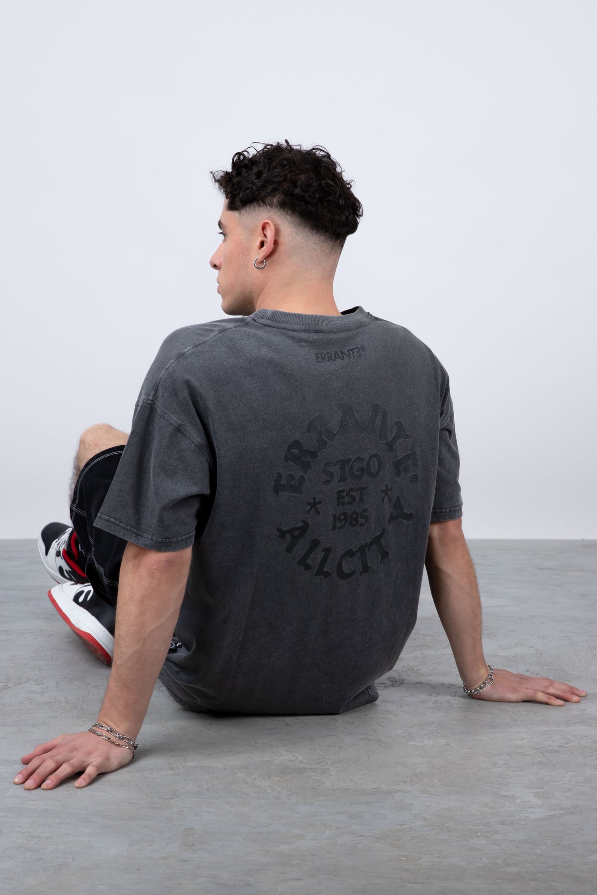Polera Manga Corta Meltdown Gris