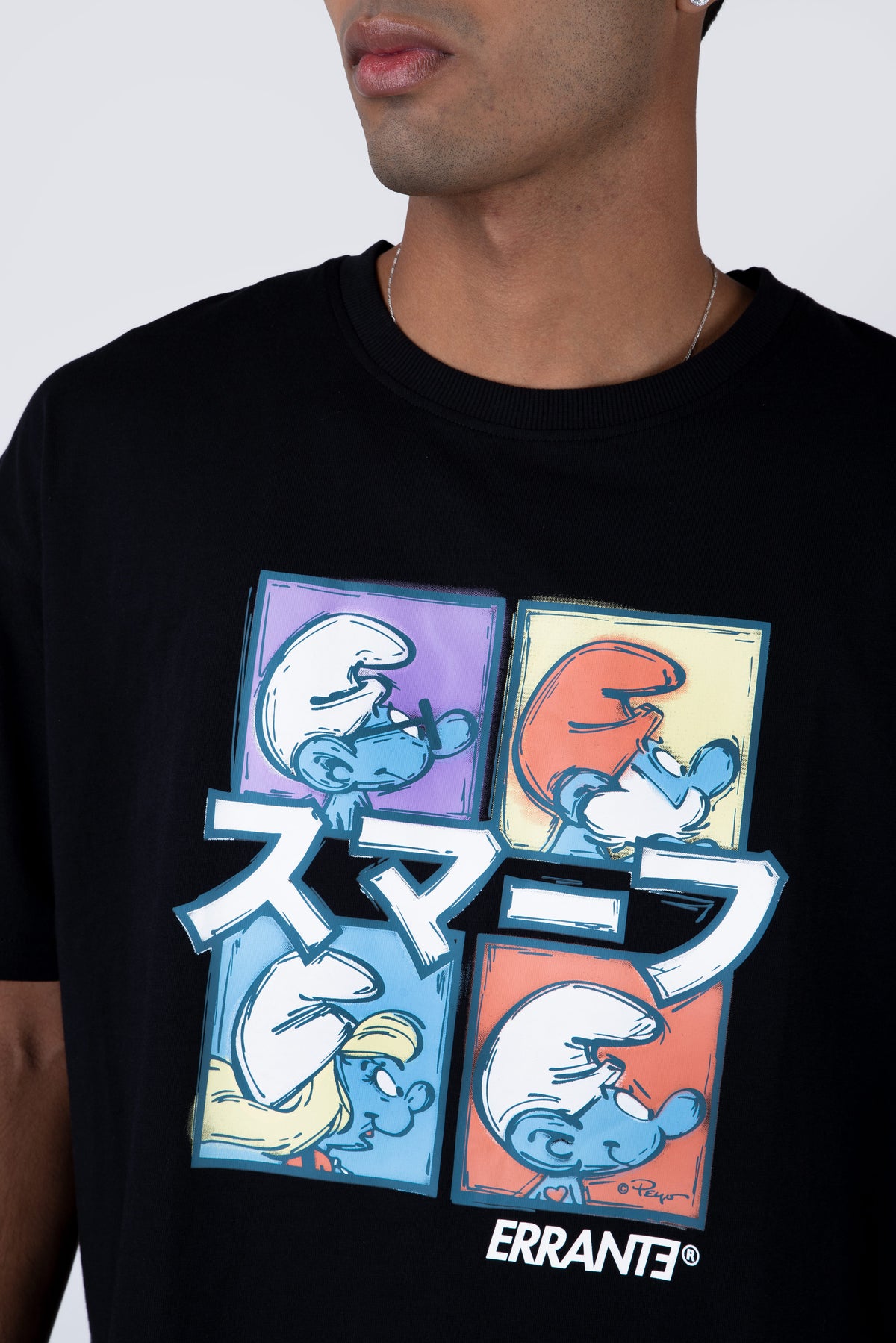 Polera Manga Corta Pitufos 4Smurfs Negro