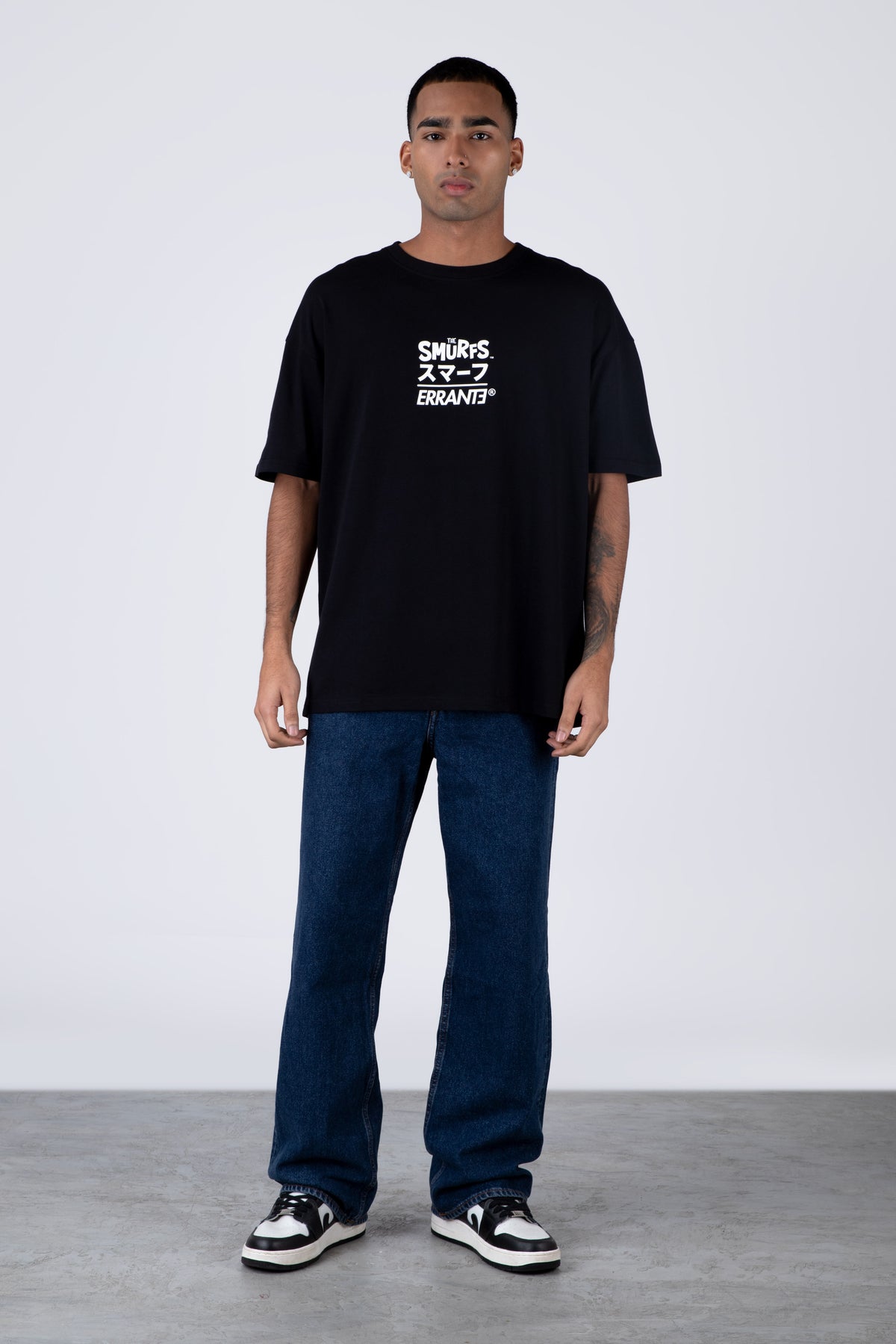 Polera Manga Corta Pitufos Attention Negro