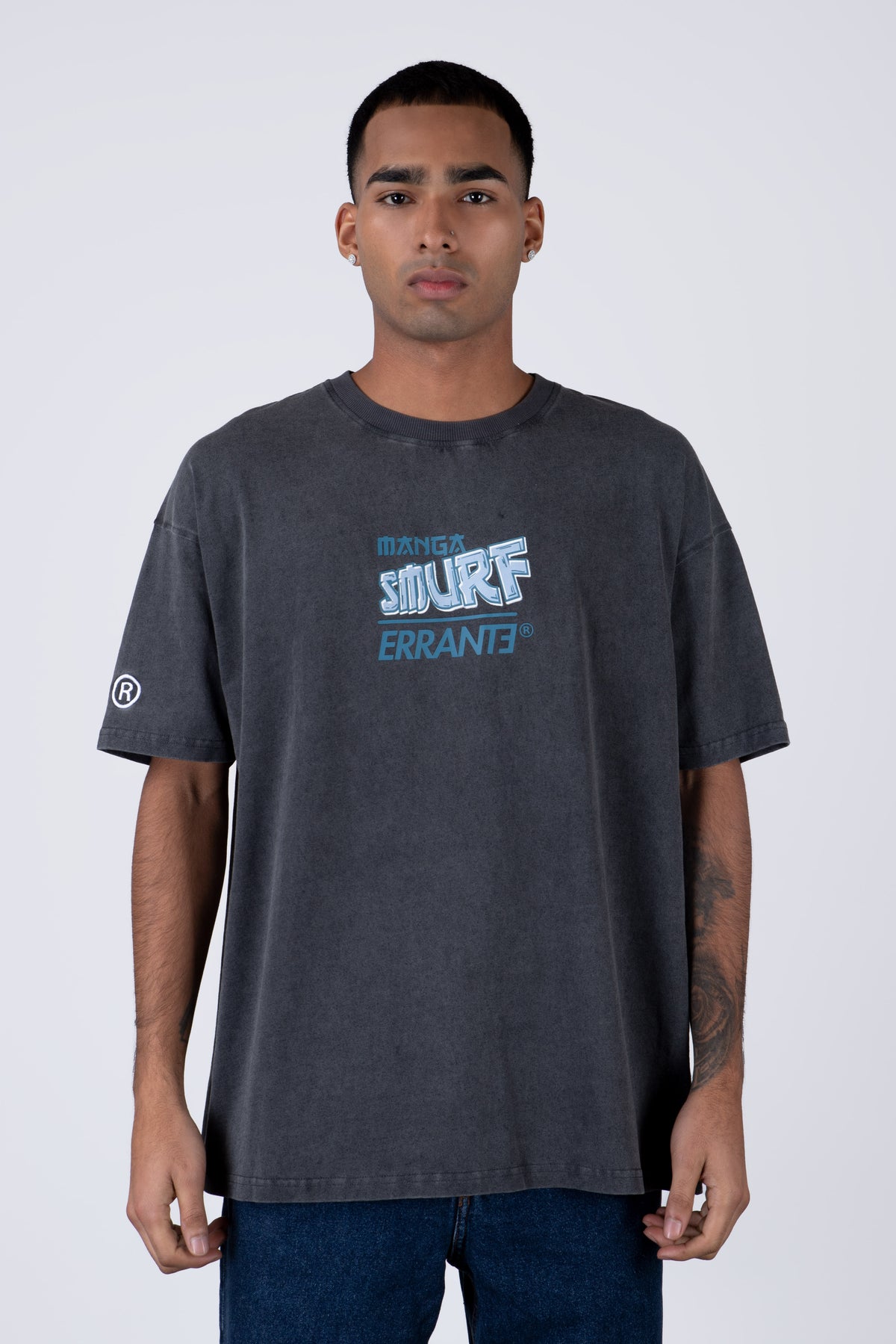 Polera Manga Corta Pitufos Scape Gris
